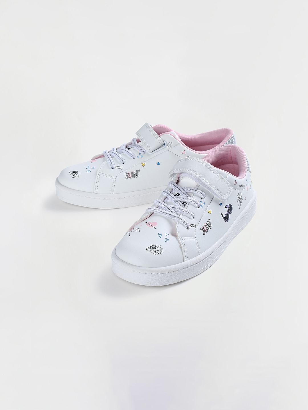 

max Girls Printed Velcro Sneakers, White
