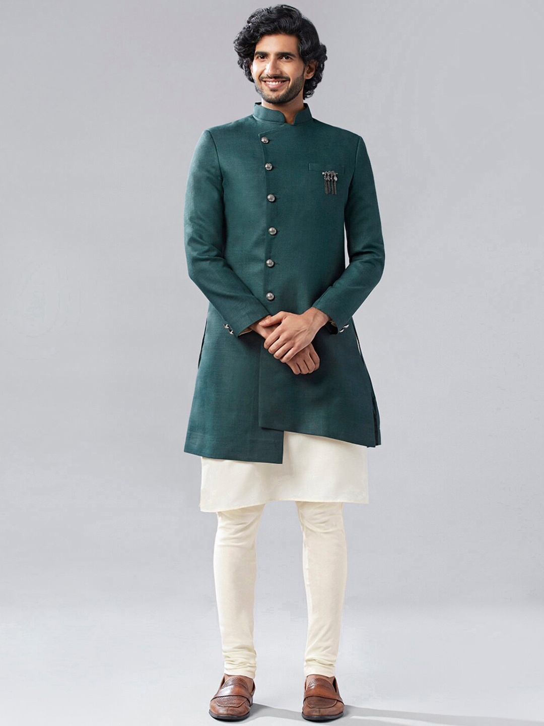 

KISAH Men Mandarin Collar Kurta & Indowestern Sherwani With Churidar, Green