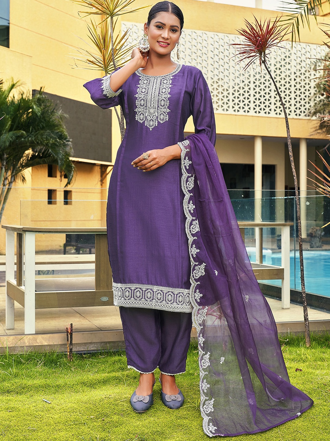 

Indo Era Ethnic Motifs Yoke Design Panelled Thread Work Kurta with Trousers & With Dupatta, Lavender