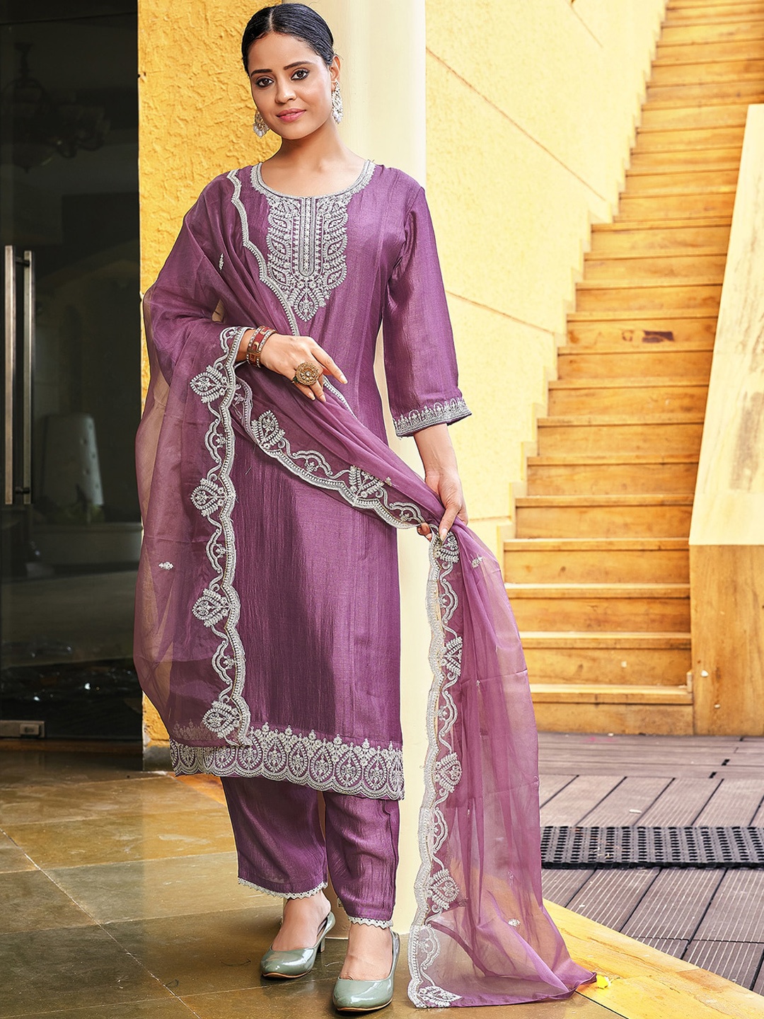 

Indo Era Ethnic Motifs Yoke Design Panelled Sequinned Kurta with Trousers & With Dupatta, Mauve