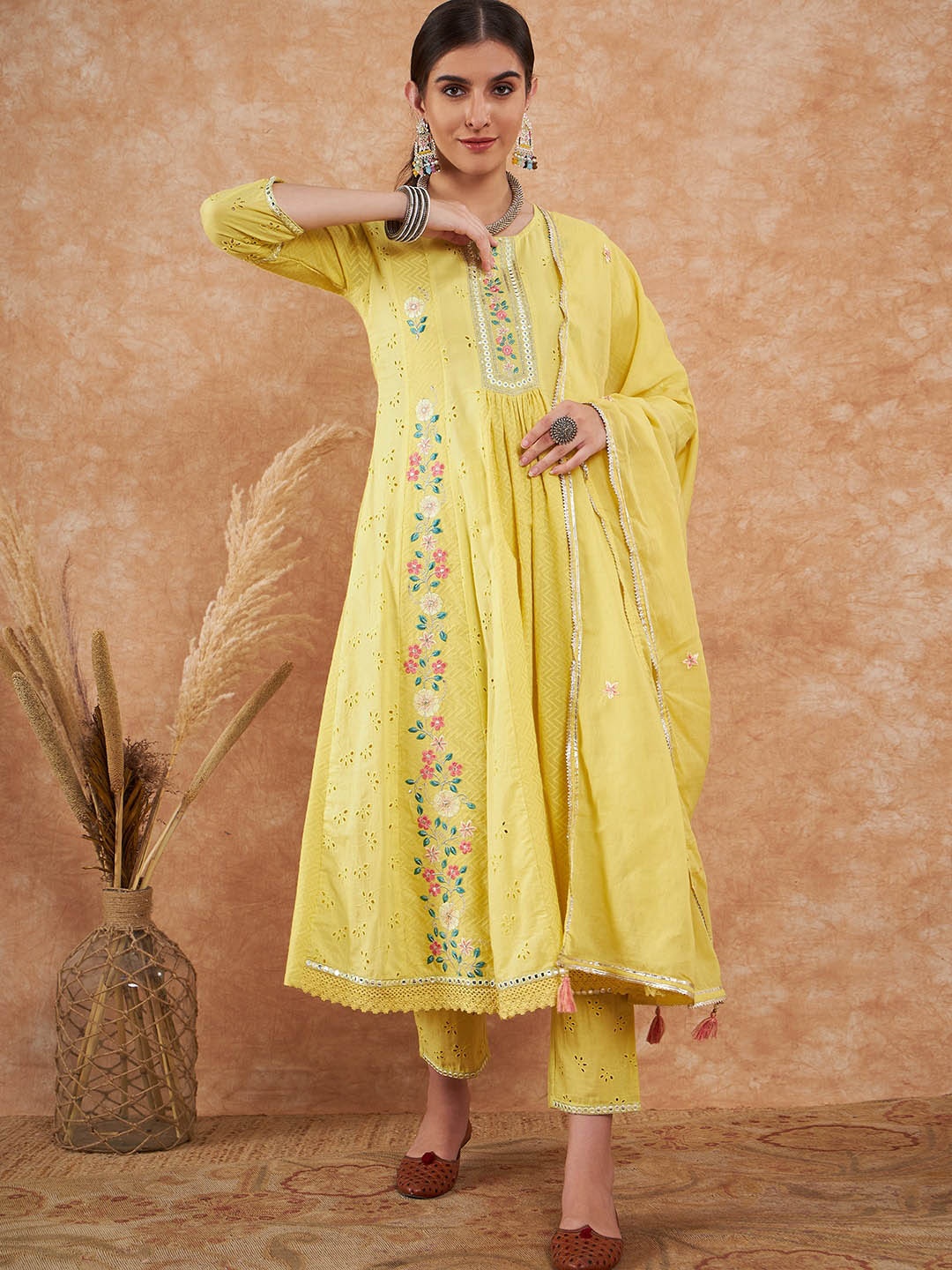 

Sangria Floral Embroidered Pure Cotton Panelled Thread Work Kurta With Trouser & Dupatta, Yellow