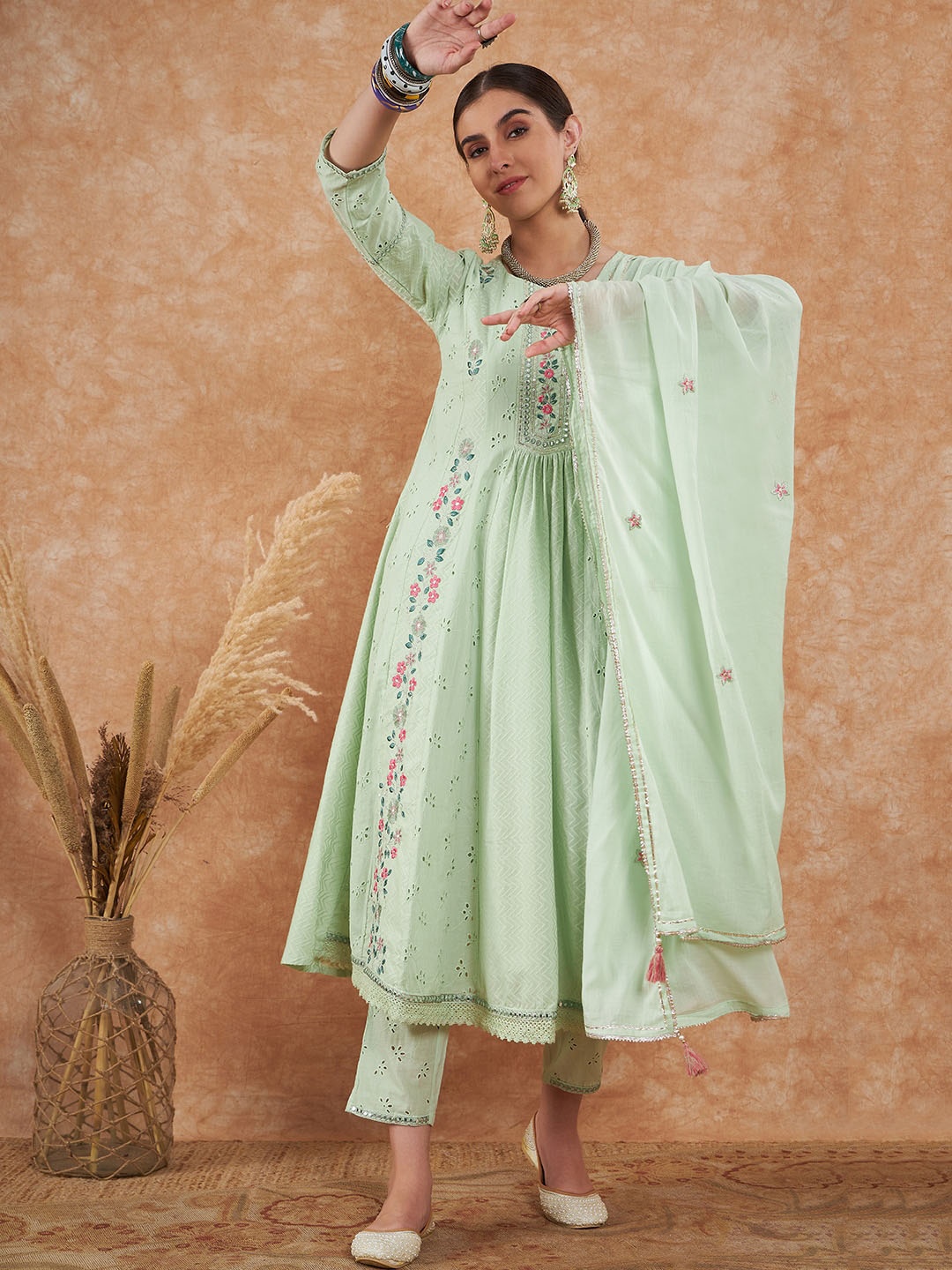 

Sangria Floral Embroidered Pure Cotton Panelled Thread Work Kurta With Trouser & Dupatta, Green