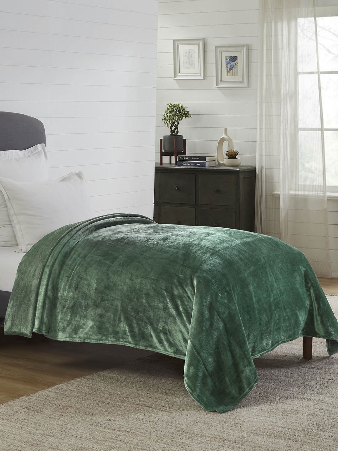 

MYTRIDENT Green Microfiber AC Room 290 GSM Single Bed Blanket