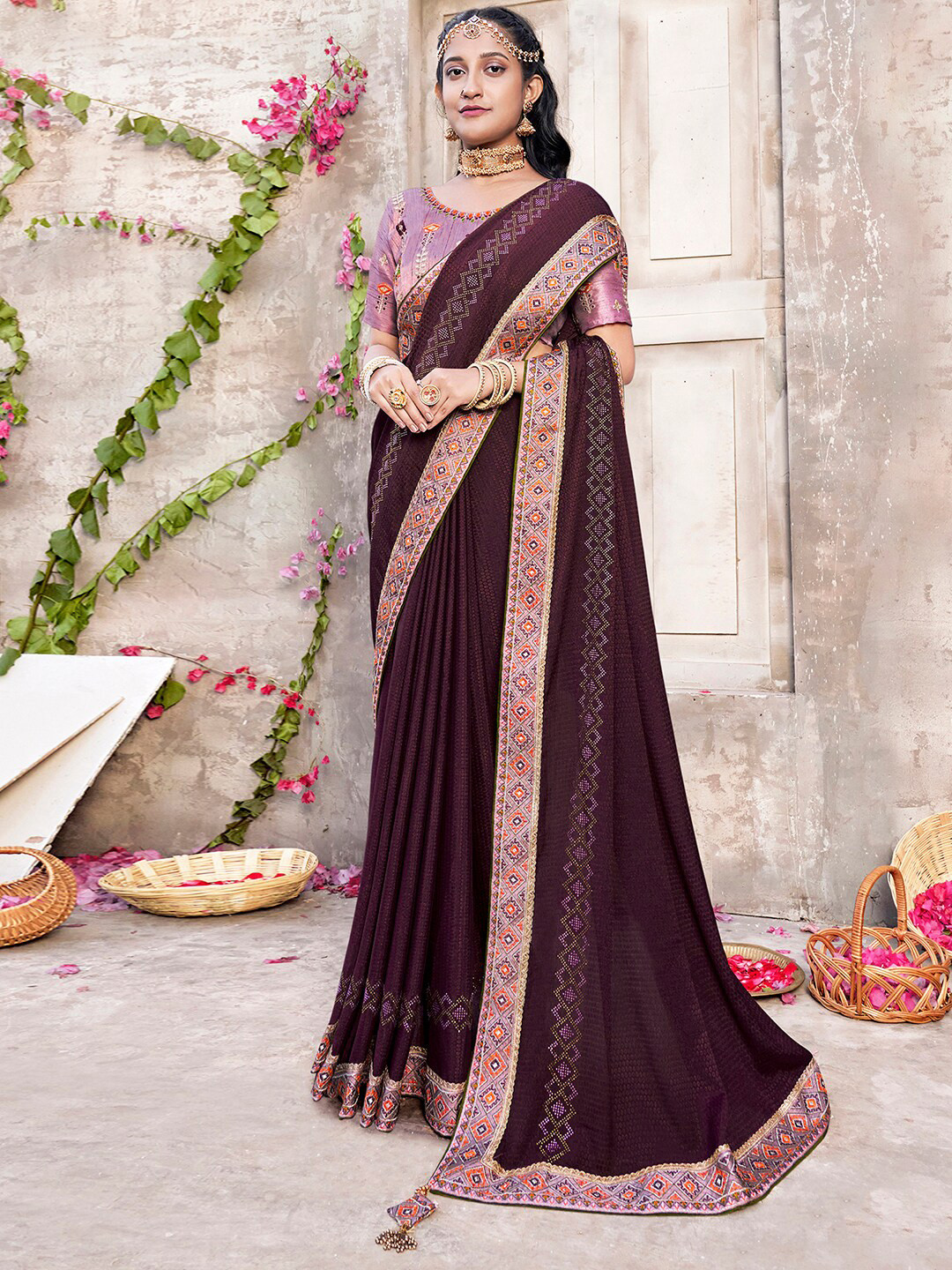 

Mitera Embellished Embroidered Poly Chiffon Saree, Purple