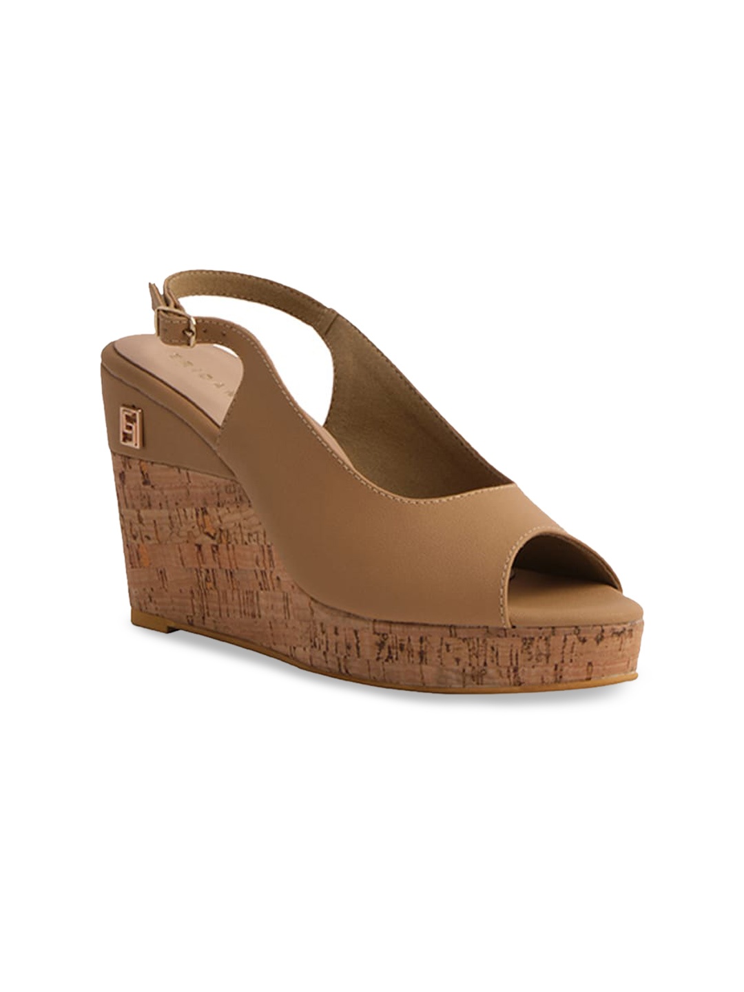 

ERIDANI Lucella Signature Wedges, Beige
