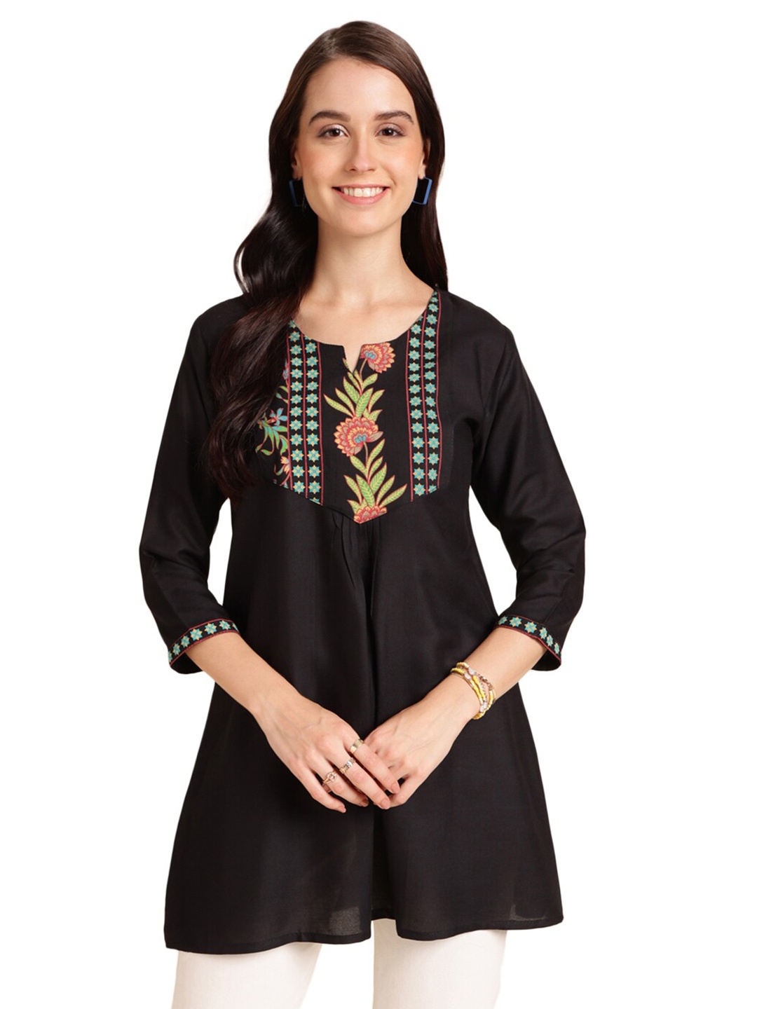 

Nimayaa Floral Printed A-Line Kurti, Black