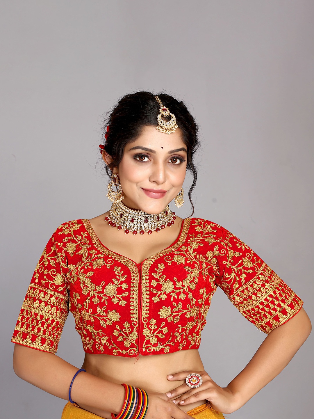 

SCUBE DESIGNS Embroidered Velvet Saree Blouse, Red