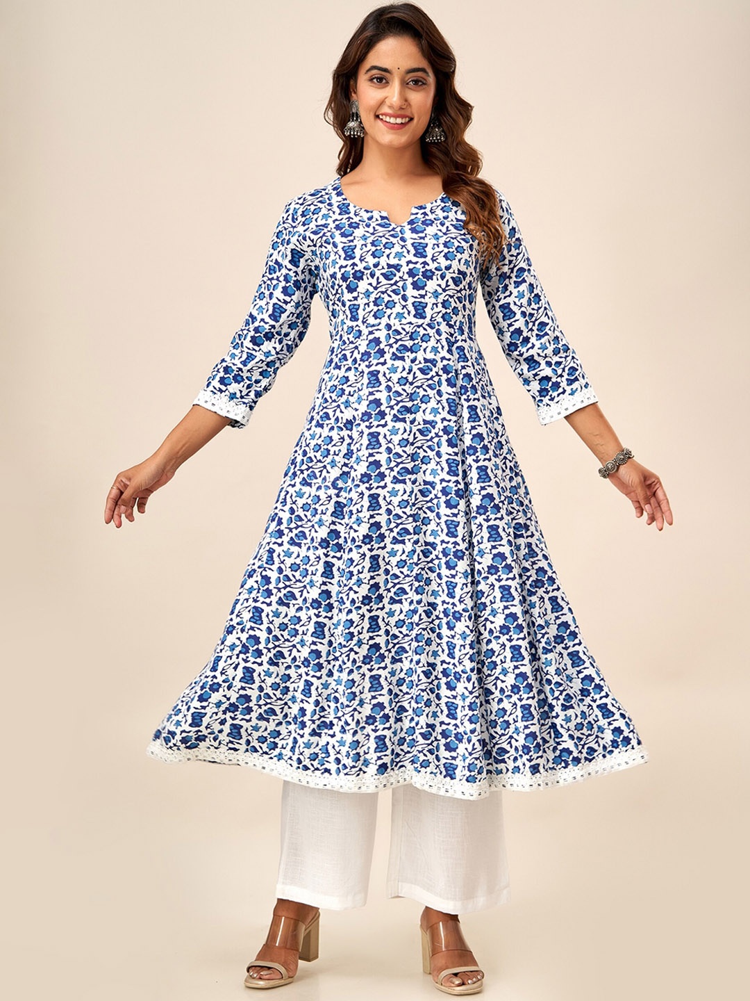 

HERE&NOW Floral Printed Thread Work Anarkali Kurta, Blue