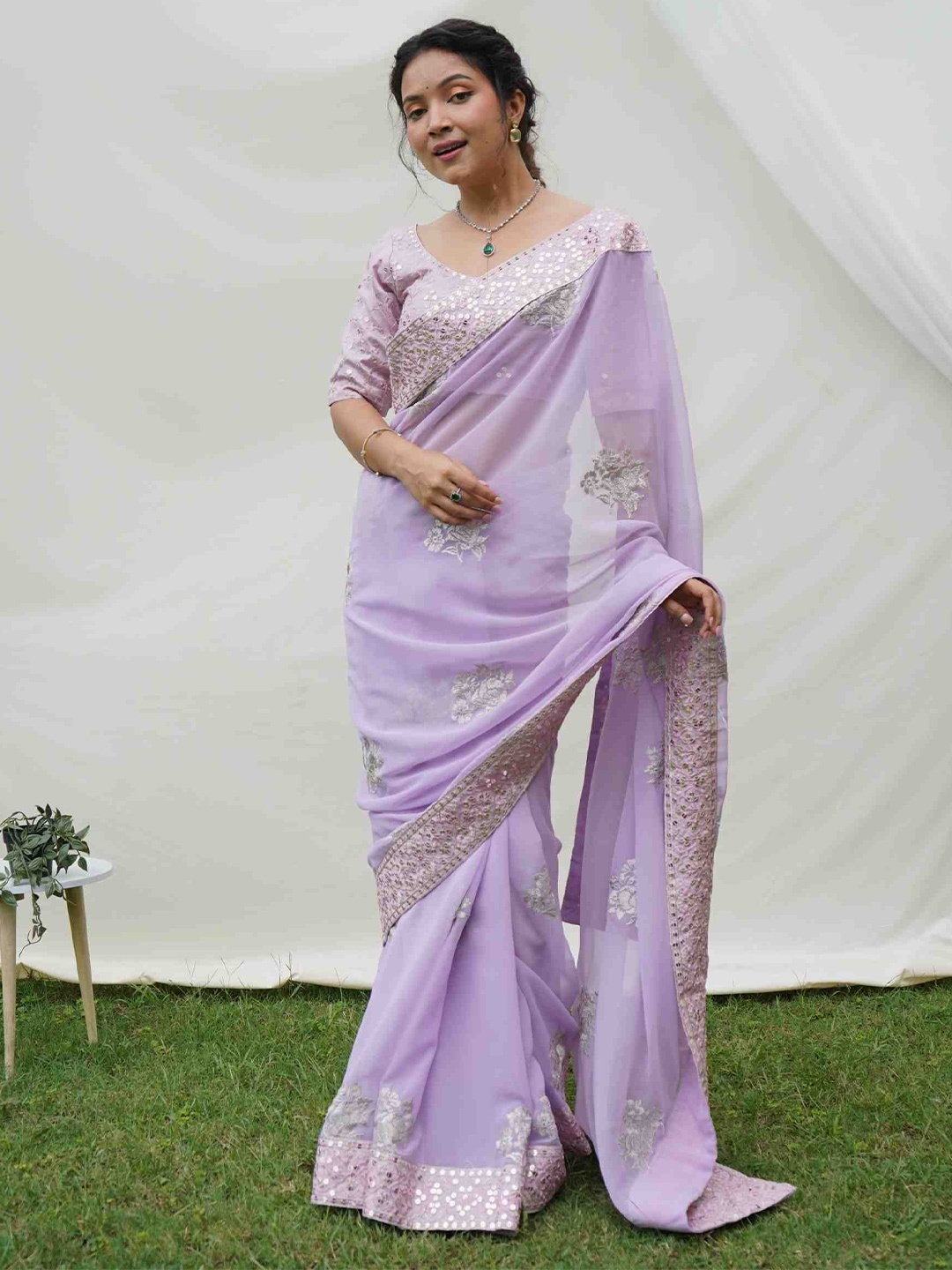 

Vastrasky Global Floral Embroidered Sequinned Pure Georgette Saree, Lavender