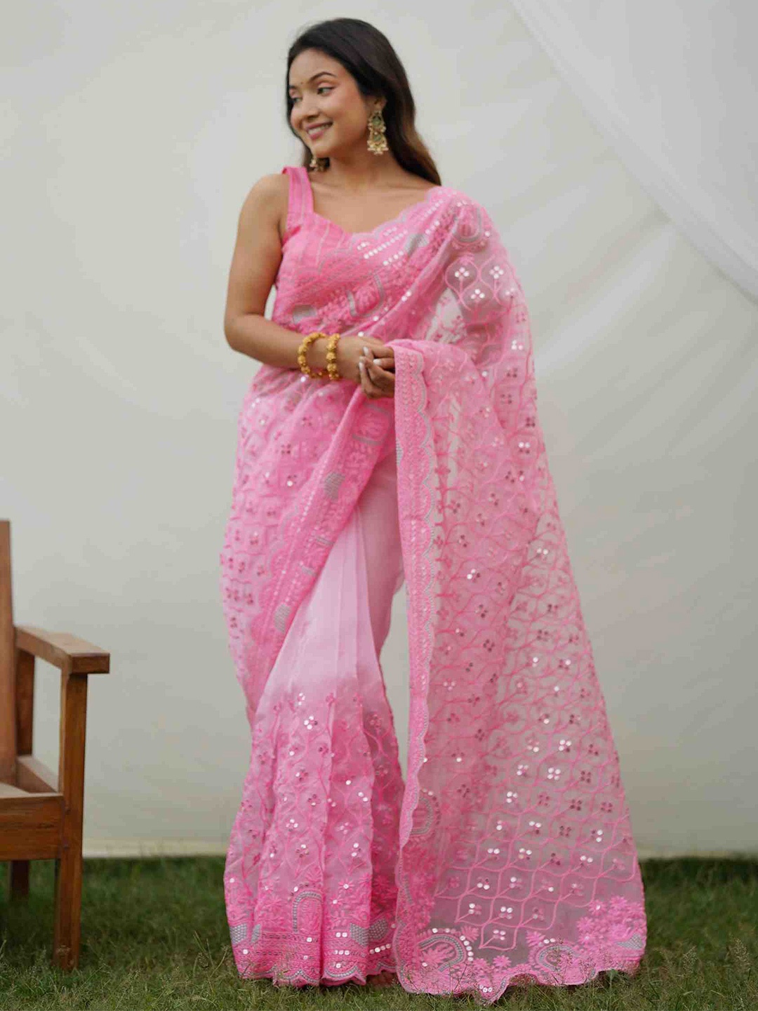 

Vastrasky Global Ethnic Motifs Embroidered Sequinned Organza Saree, Pink