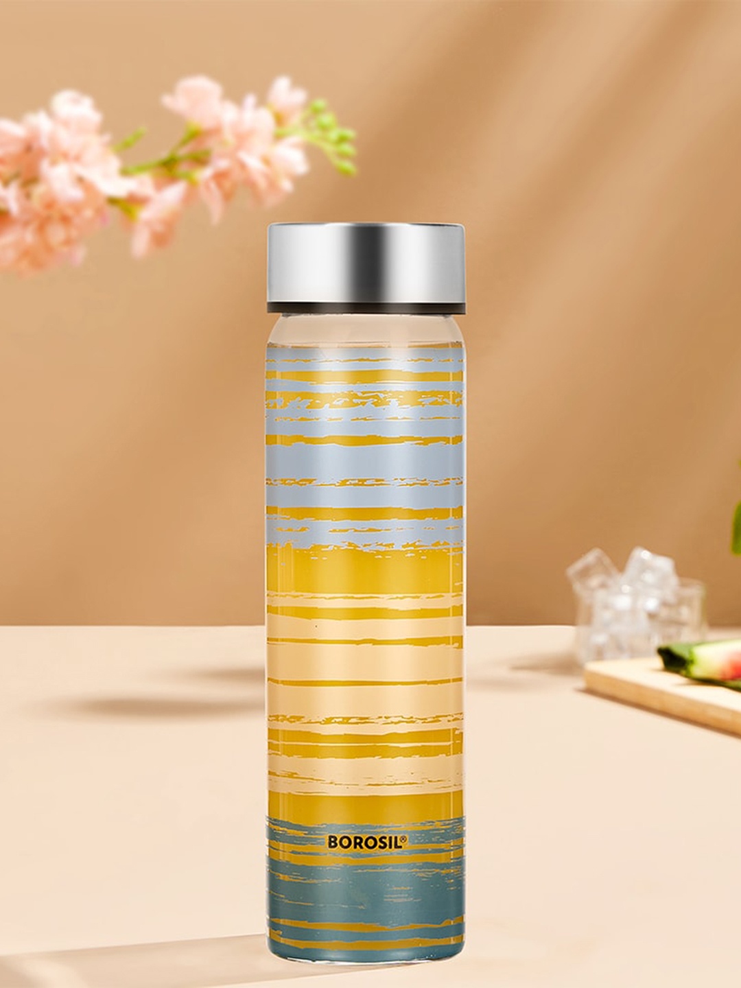 

BOROSIL Glance Transparent Borosilicate Glass Bottle 550 ml