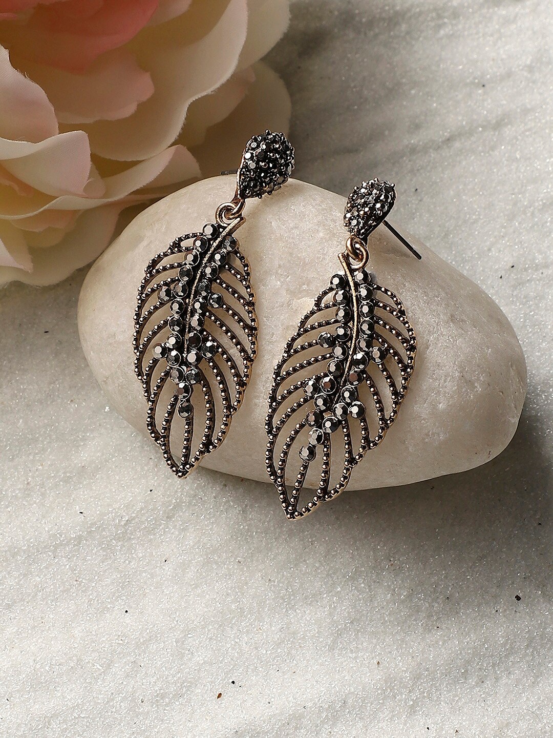 

SOHI Silver-Plated Contemporary Drop Earrings