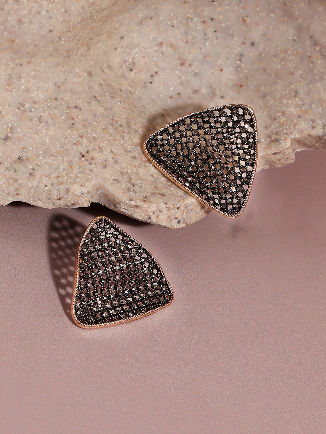 

SOHI Gold-Plated Contemporary Studs Earrings