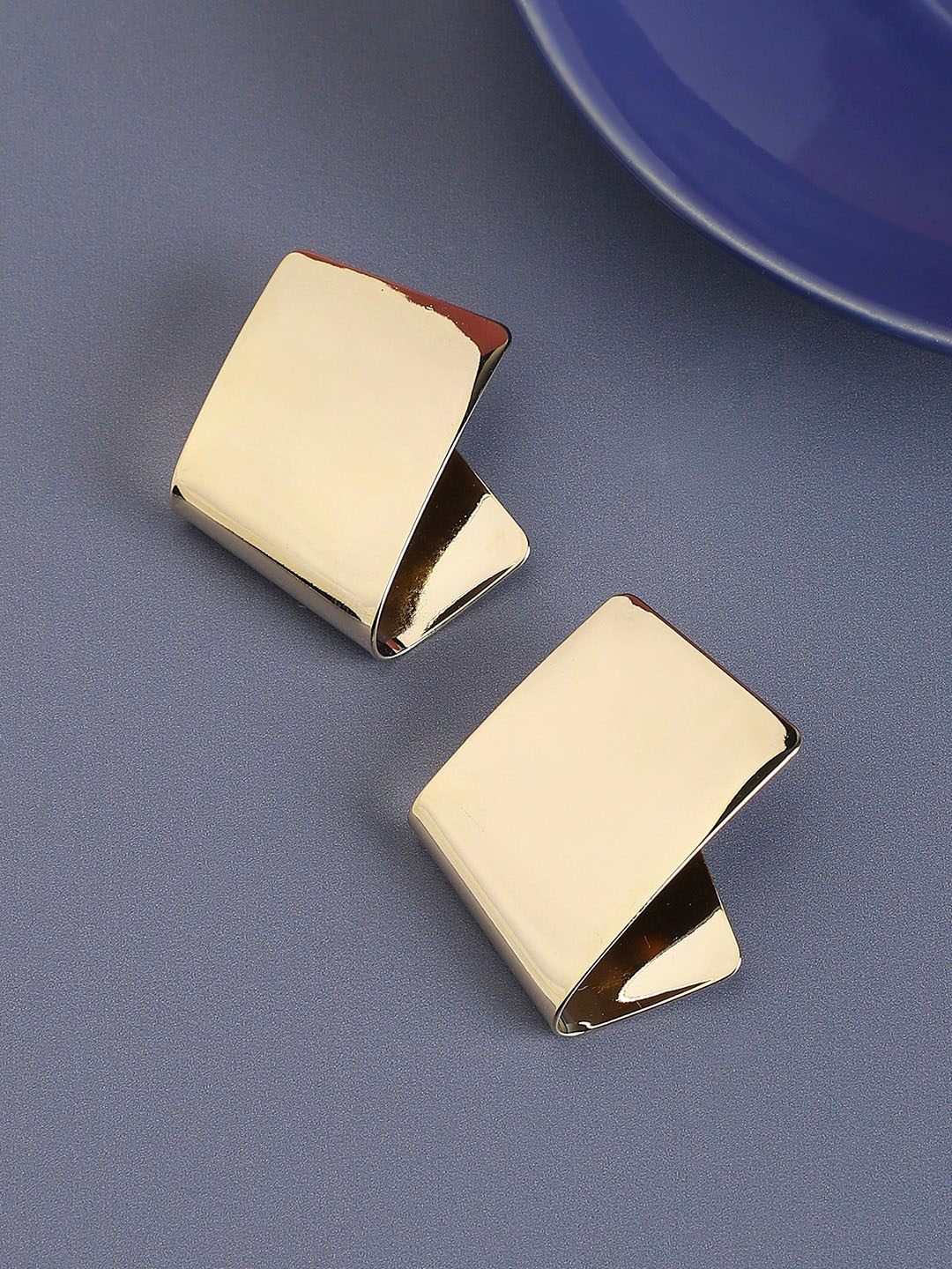 

SOHI Gold-Plated Contemporary Studs Earrings