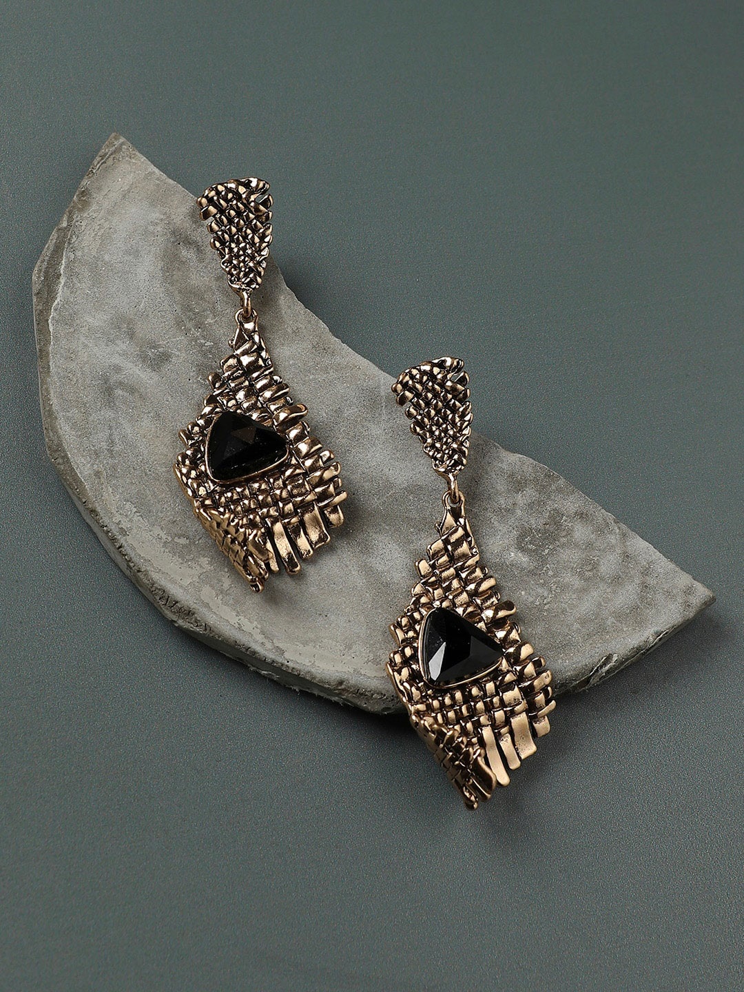 

SOHI Gold-Plated Contemporary Drop Earrings