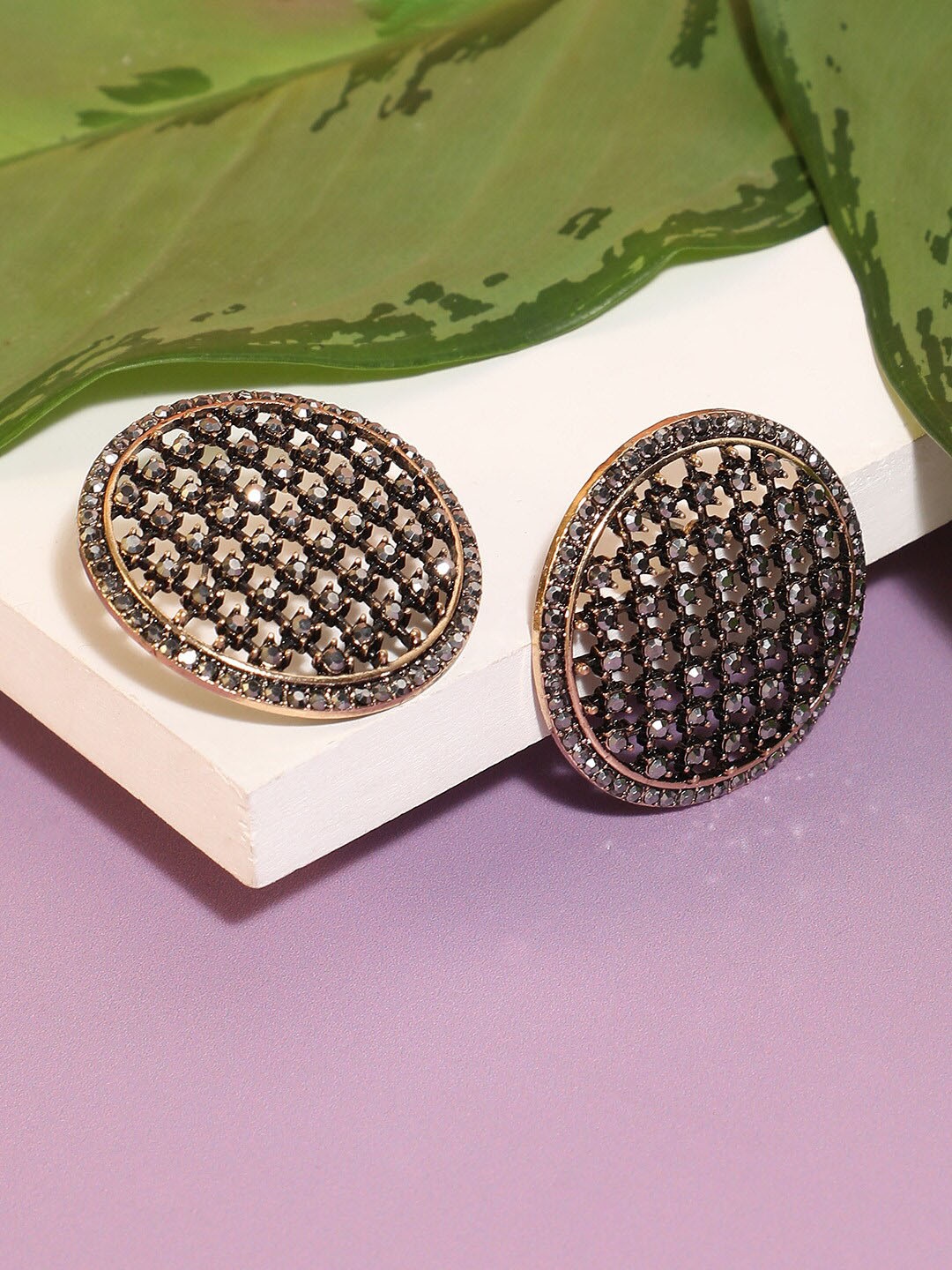 

SOHI Gold-Plated Contemporary Studs Earrings