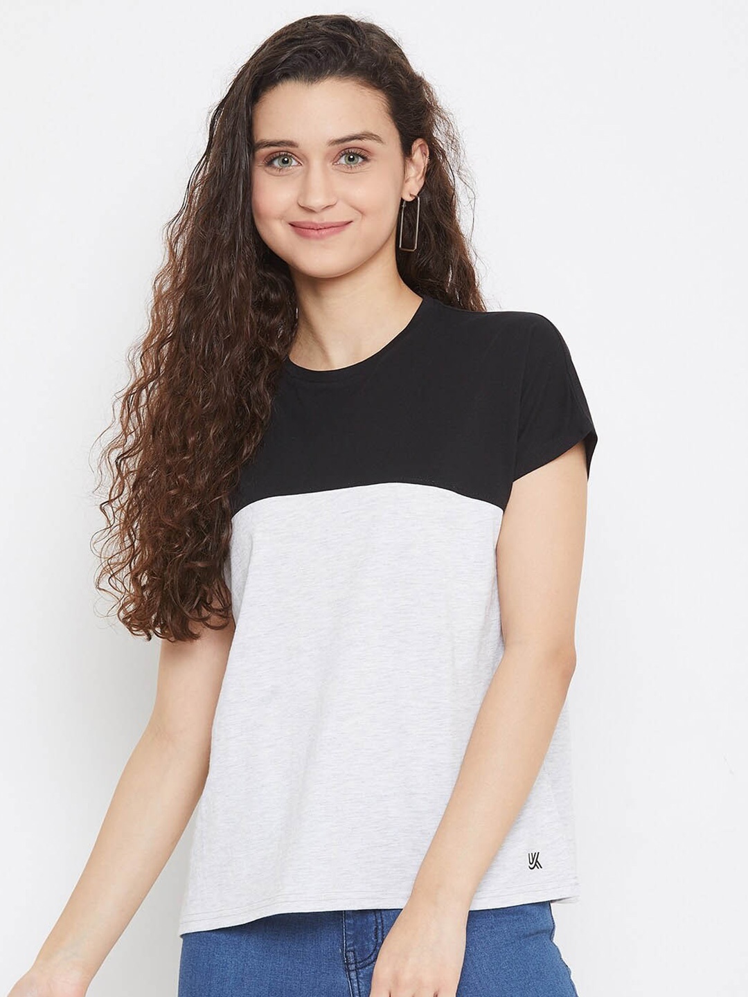 

URKNIT Colourblocked Pure Cotton Top, Black