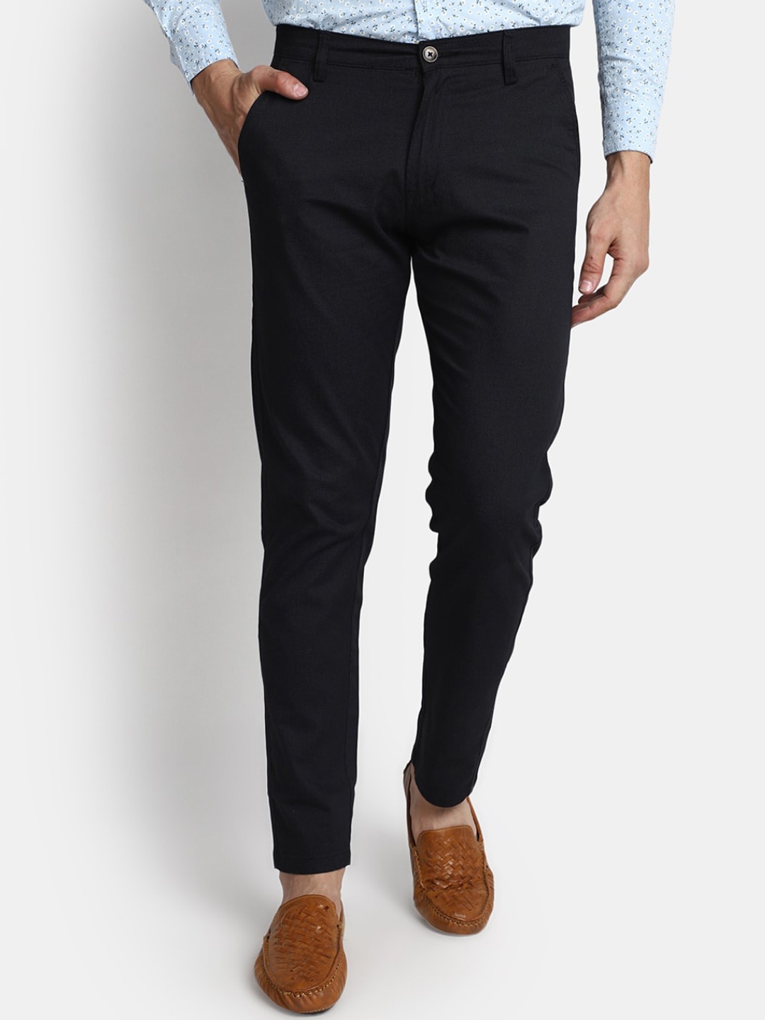

V-Mart Men Slim Fit Chinos Trousers, Black