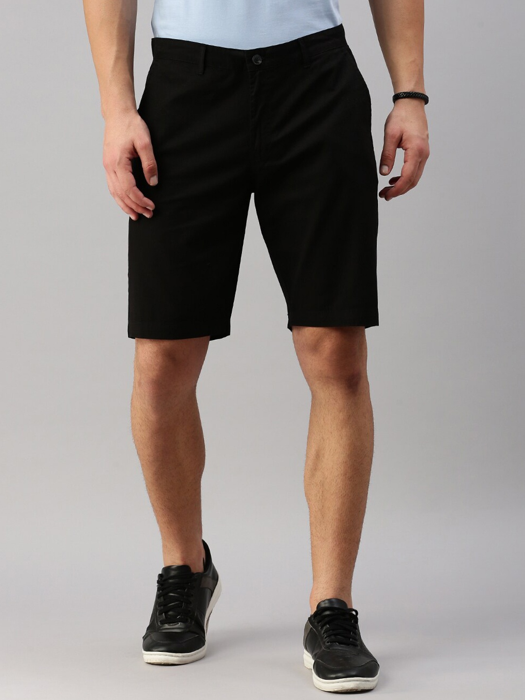 

ZEDD Men Mid-Rise Cotton Chino Shorts, Black