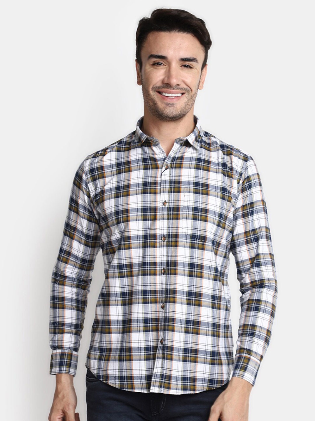 

V-Mart Tartan Checks Spread Collar Twill Cotton Casual Shirt, White