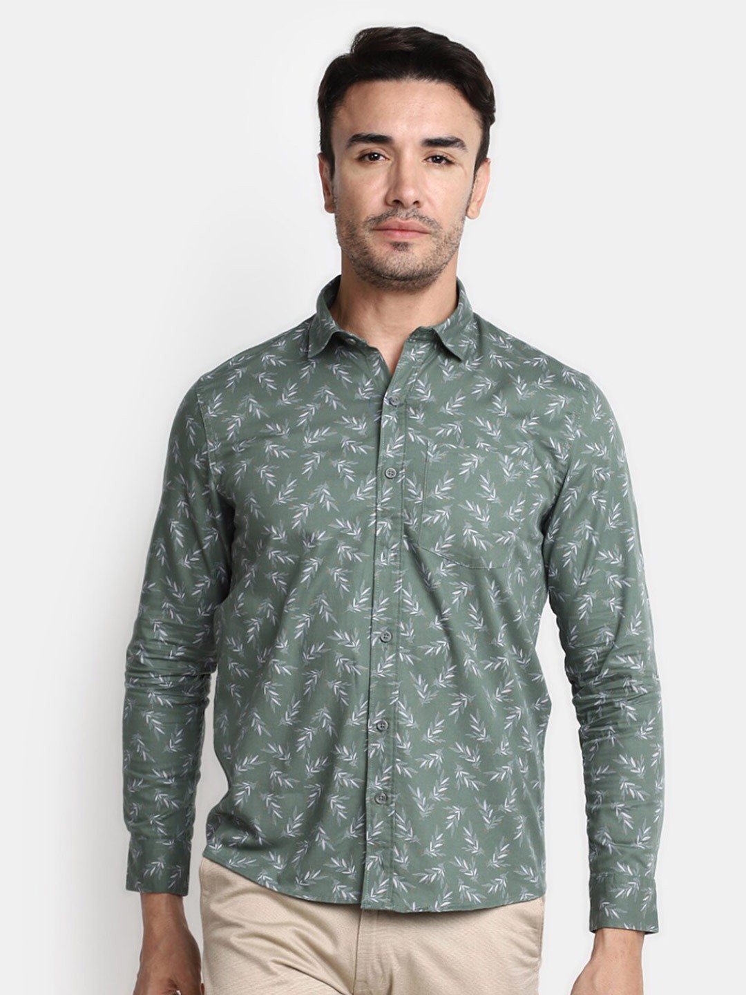 

V-Mart Floral Printed Twill Spread Collar Cotton Casual Shirt, Green