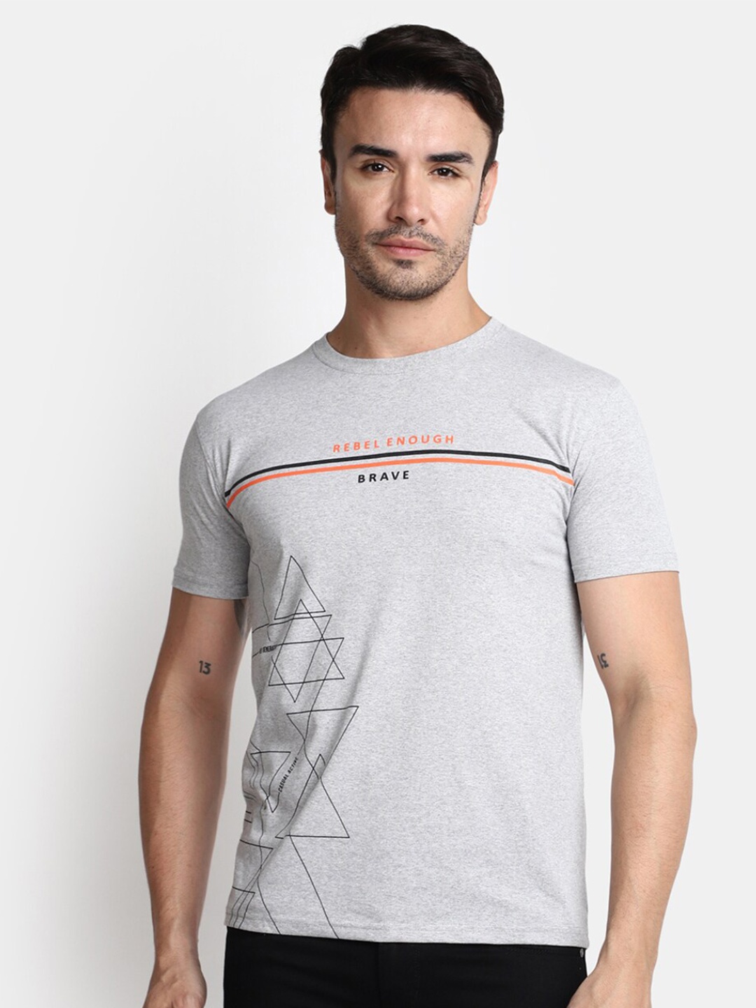 

V-Mart Printed Cotton T-shirt, Grey