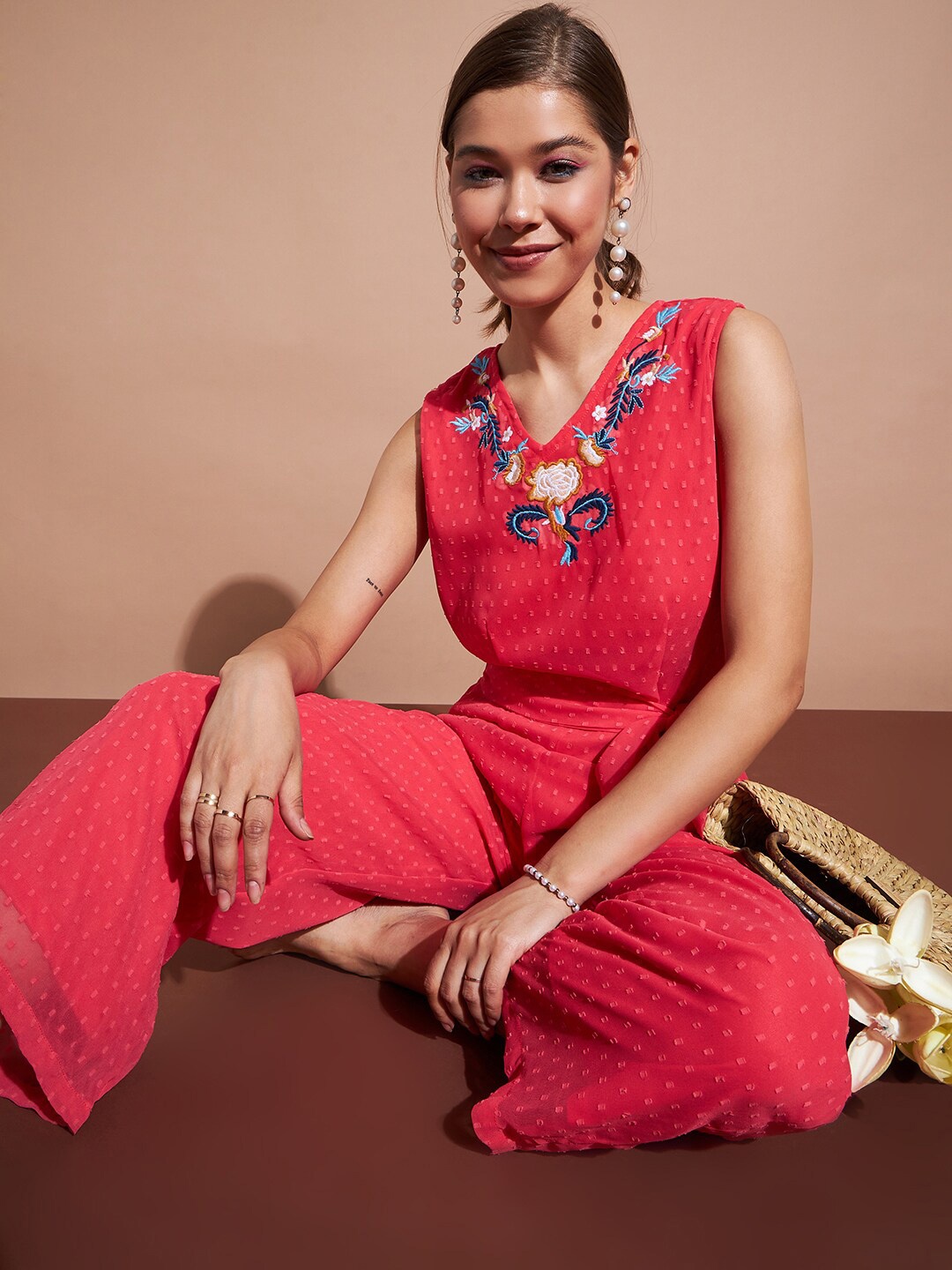 

DressBerry Coral & Blue Printed V-Neck Basic Jumpsuit With Embroidered