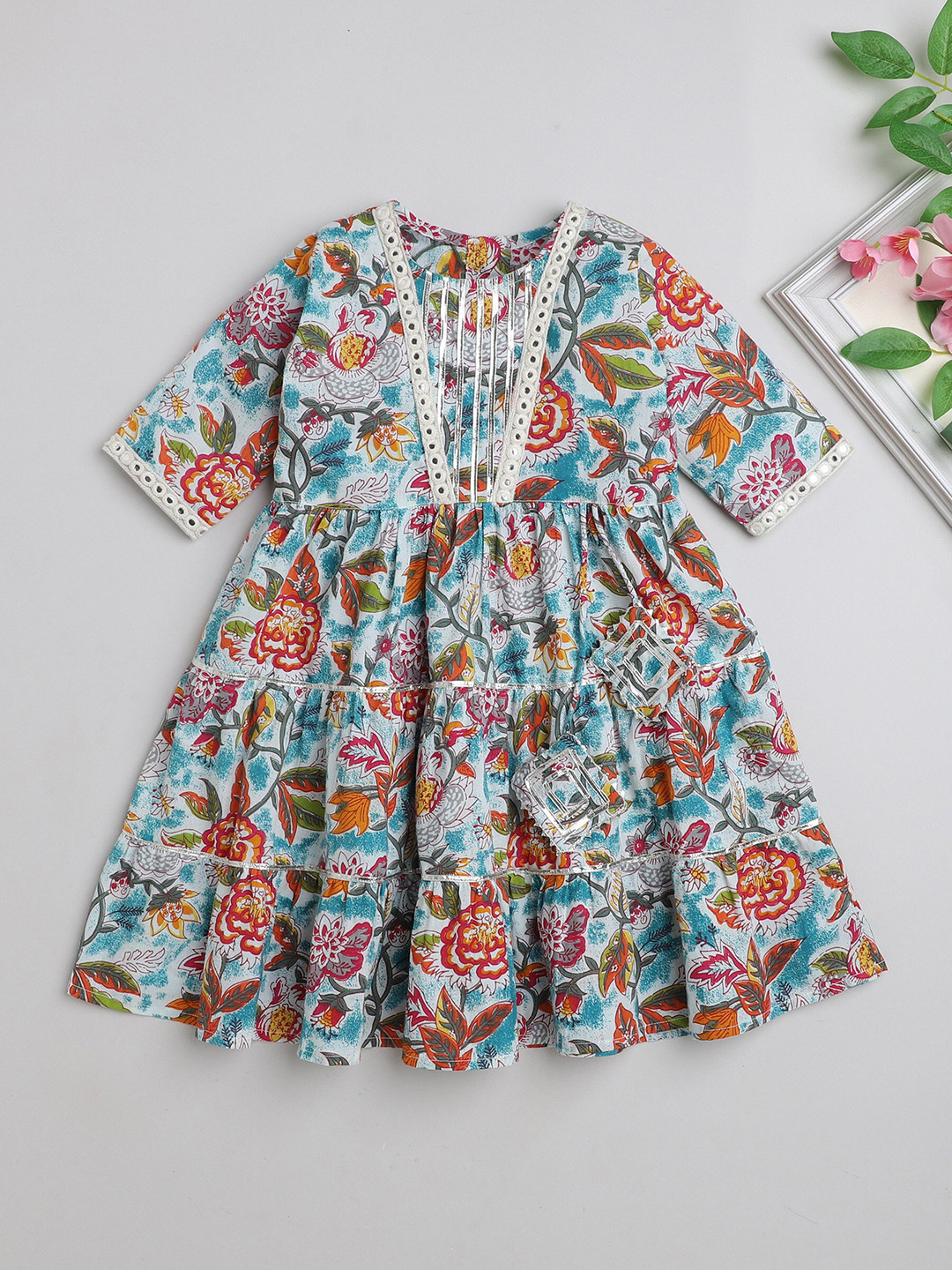 

The Magic Wand Girls Floral Printed Embellished Fit & Flare Pure Cotton Ethnic Dress, Blue