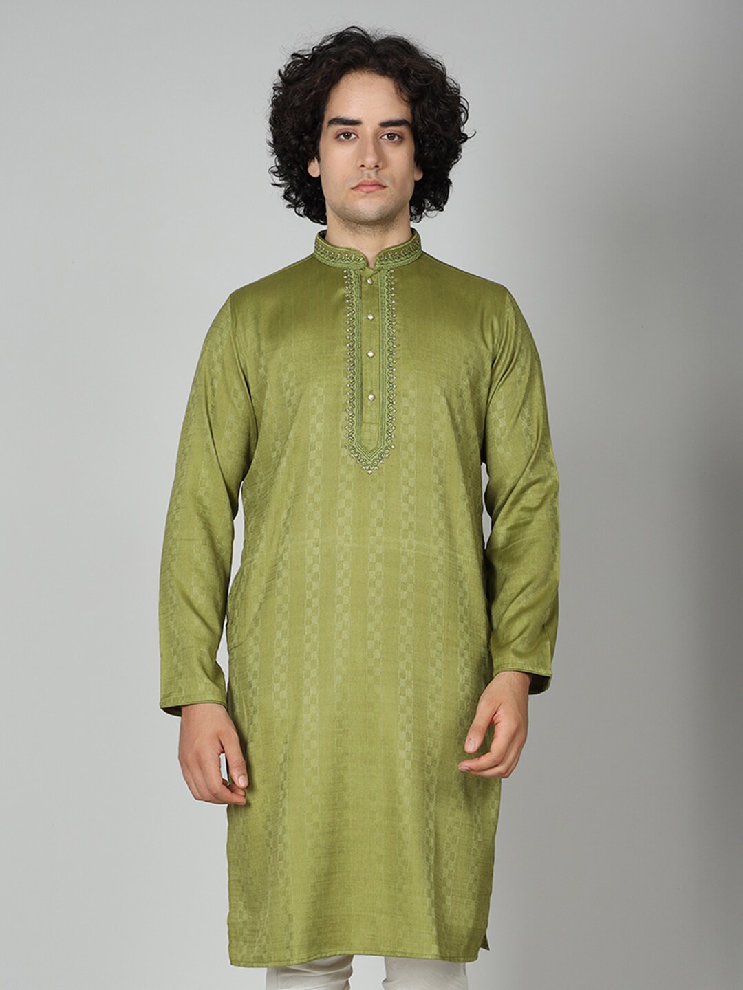 

MAAHI FABS Woven Design Mandarin Collar Thread Work Detail Straight Kurta, Green
