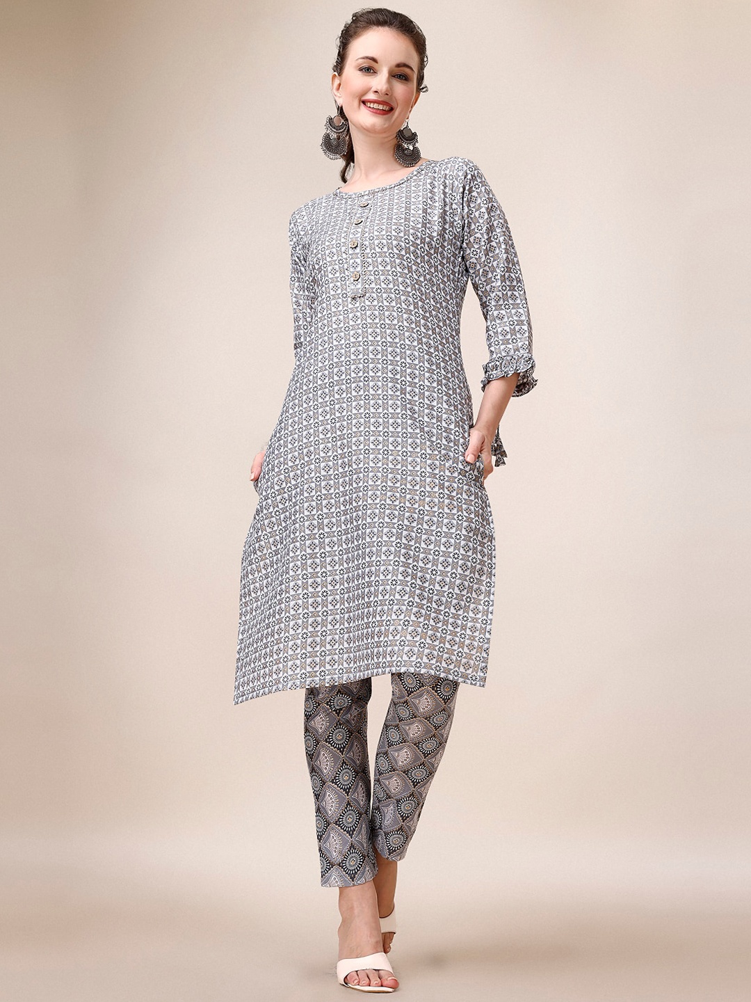

KALINI Ethnic Motifs Printed Pure Cotton Straight Kurta With Trousers, Grey