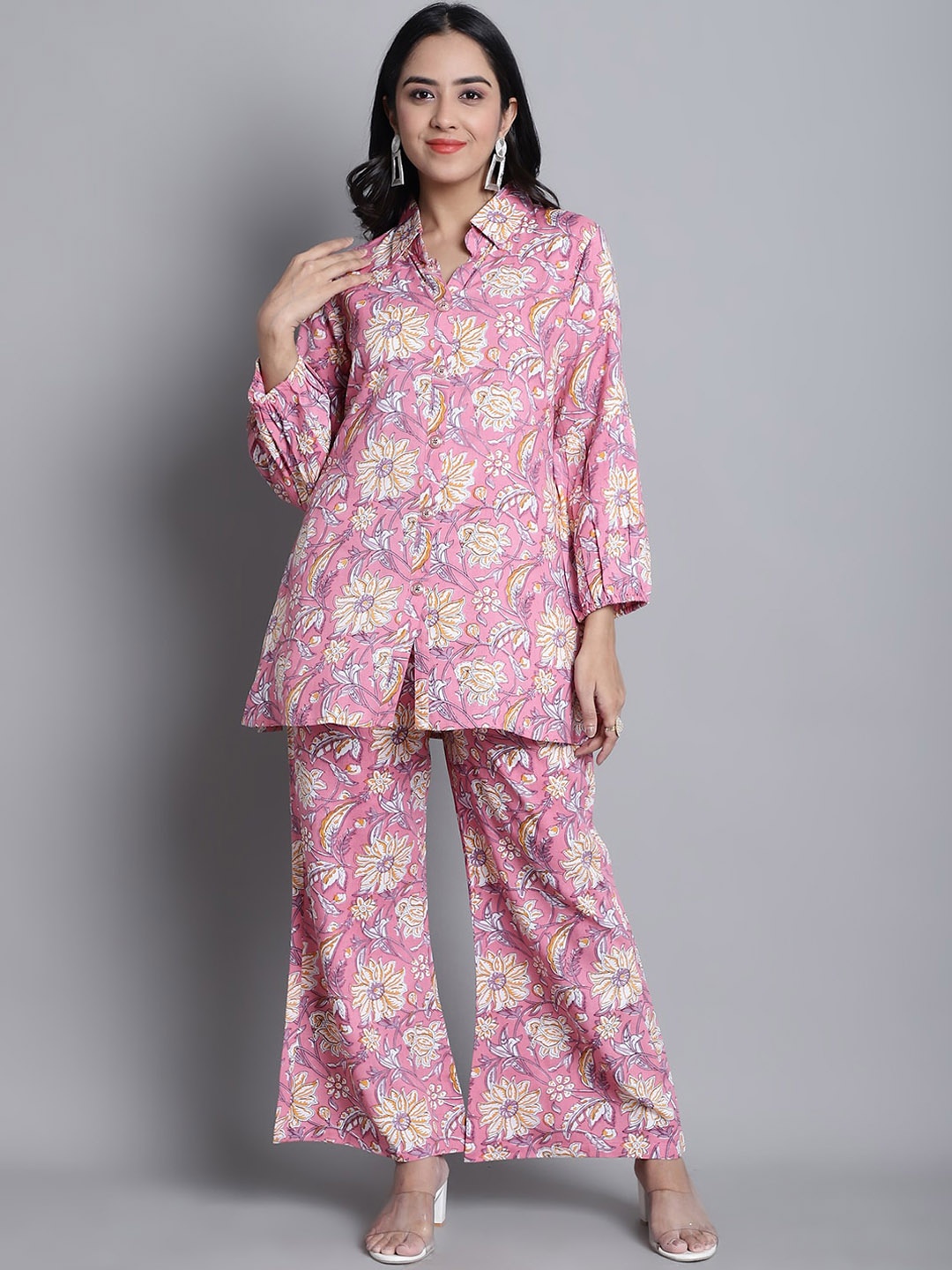 

Kamayra Floral Printed Shirt Collar Pure Cotton Kurti With Palazzos, Pink