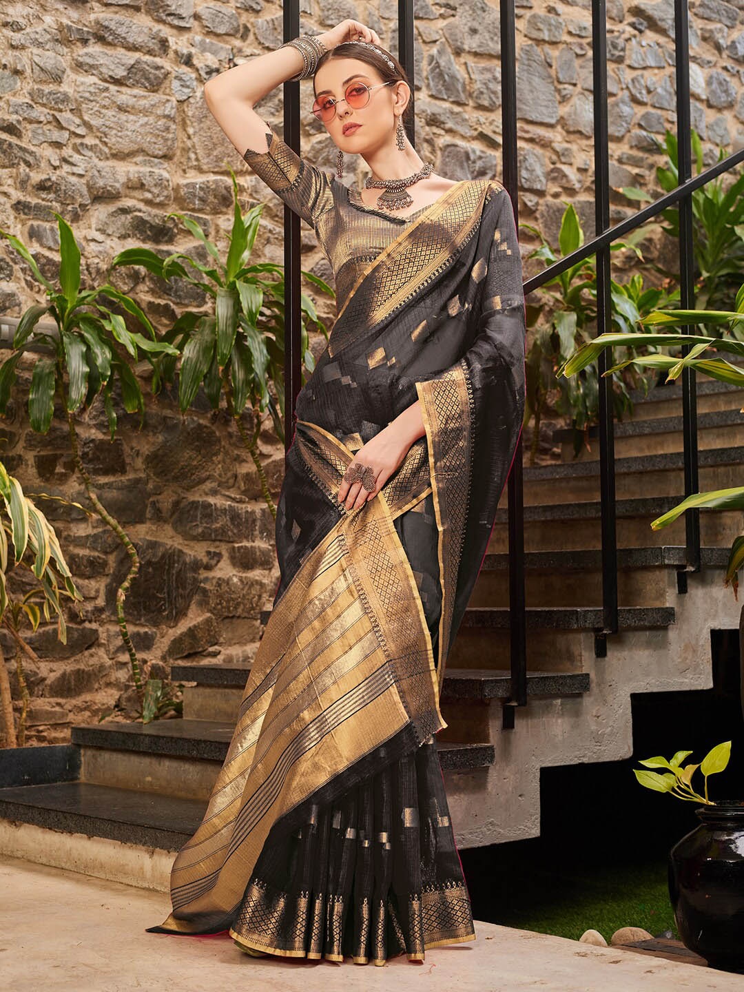 

KALINI Ethnic Motifs Woven Designed Zari Kota Saree, Black