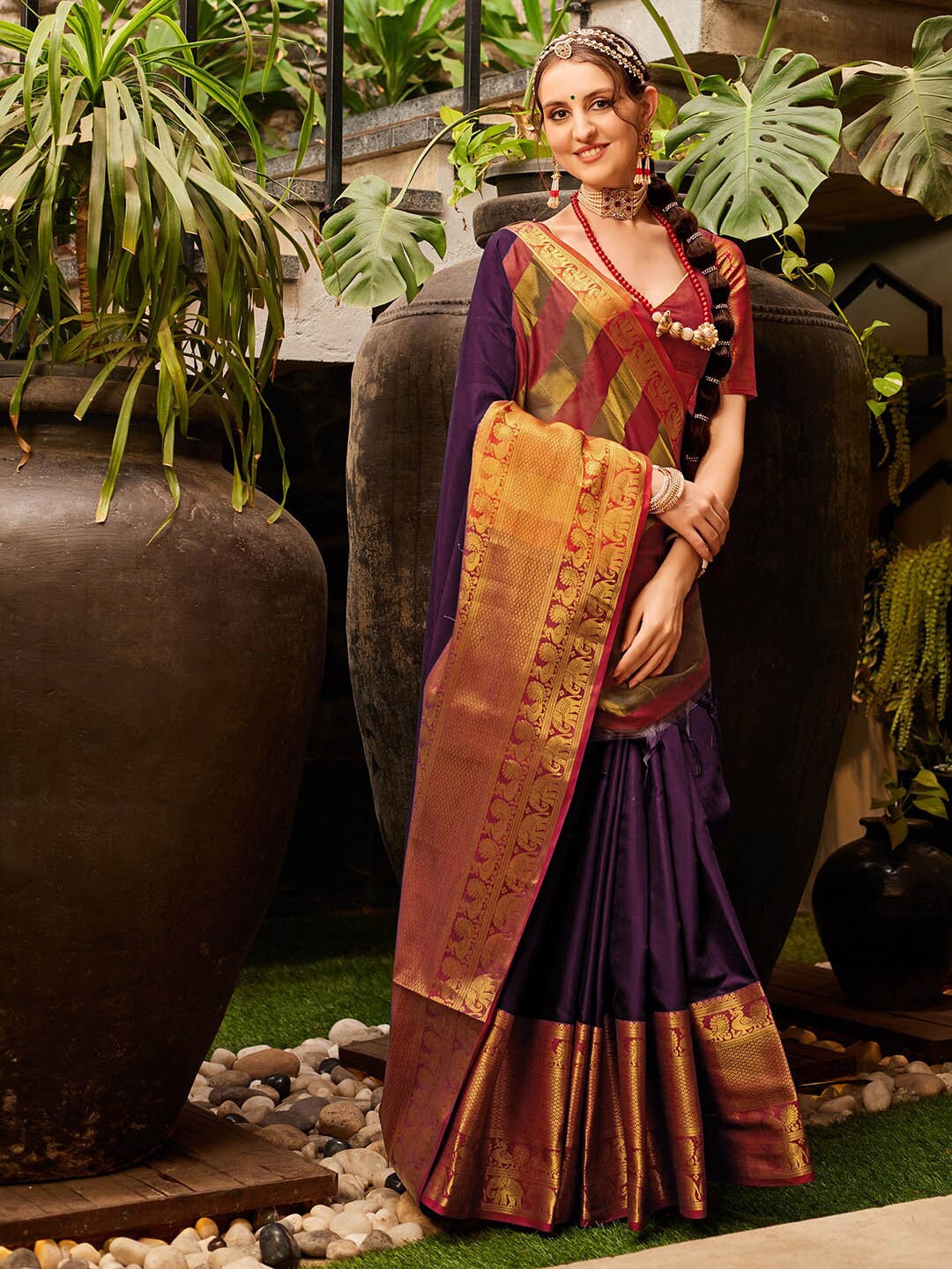 

KALINI Woven Design Zari Kanjeevaram Saree, Purple