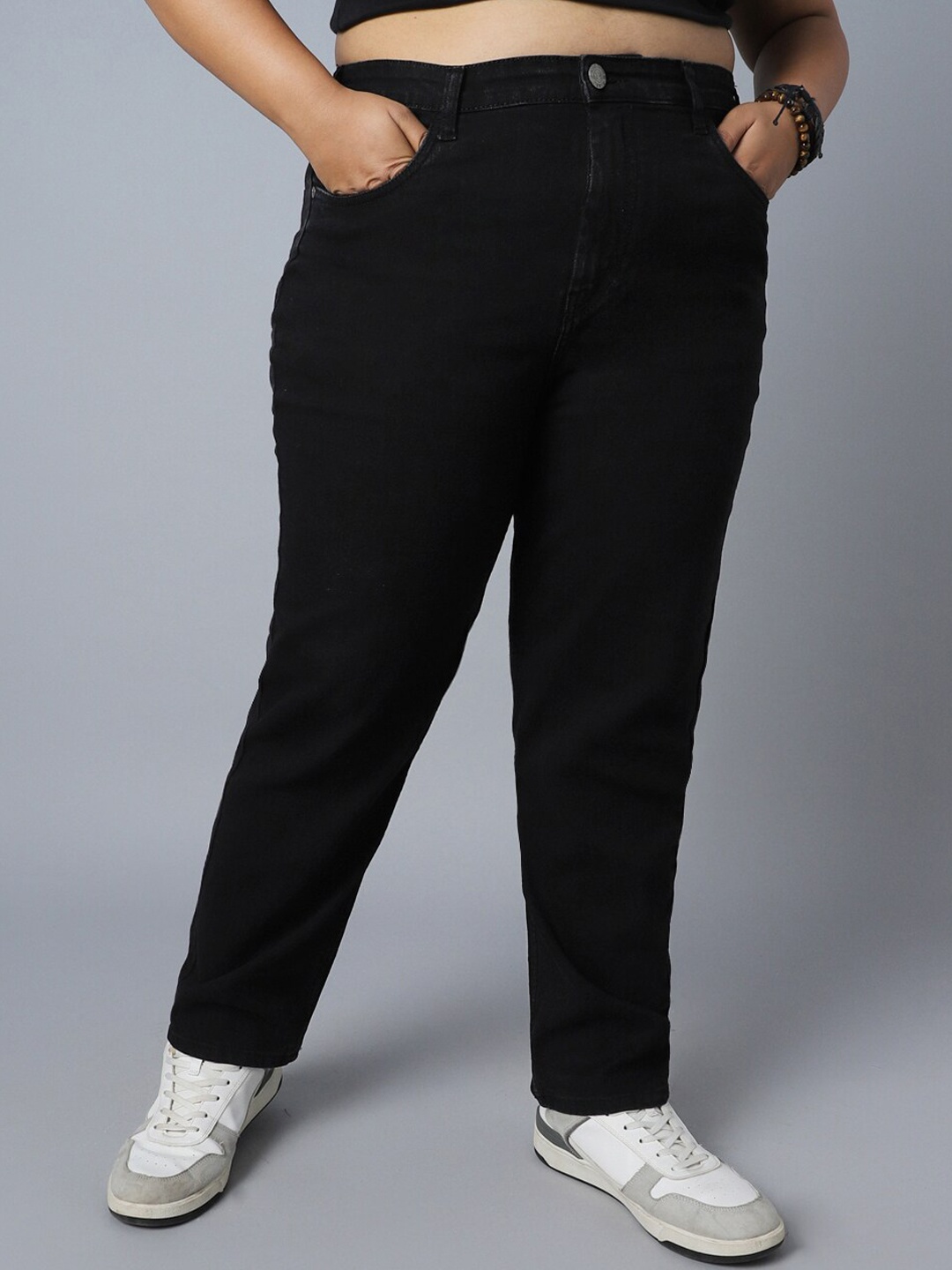 

High Star Women Plus Size Straight Fit High-Rise Clean Look Stretchable Jeans, Black
