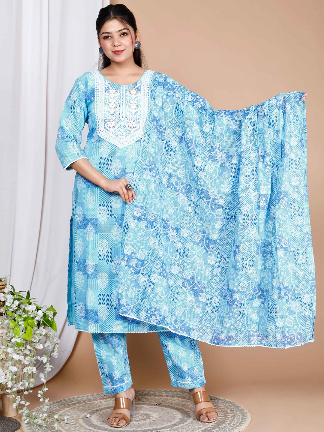 

MIRAVAN Ethnic Motifs Printed Thread Work Pure Cotton Straight Kurta Set, Blue