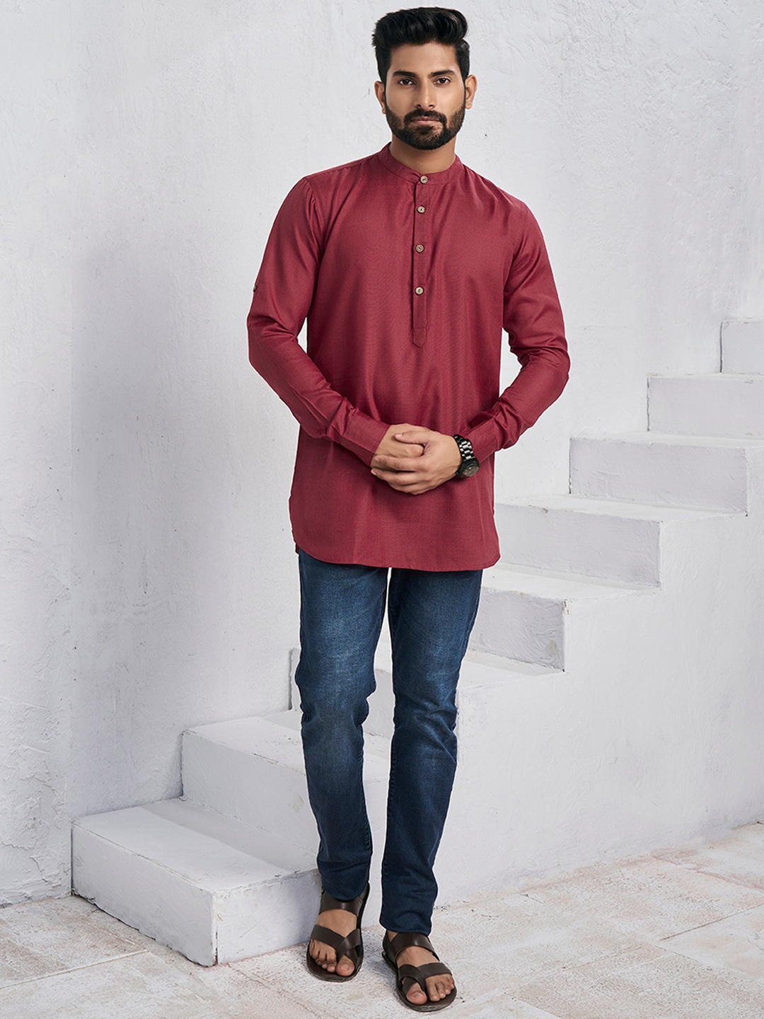 

Inddus Men Band Collar Straight Regular Cotton Short Kurta, Maroon
