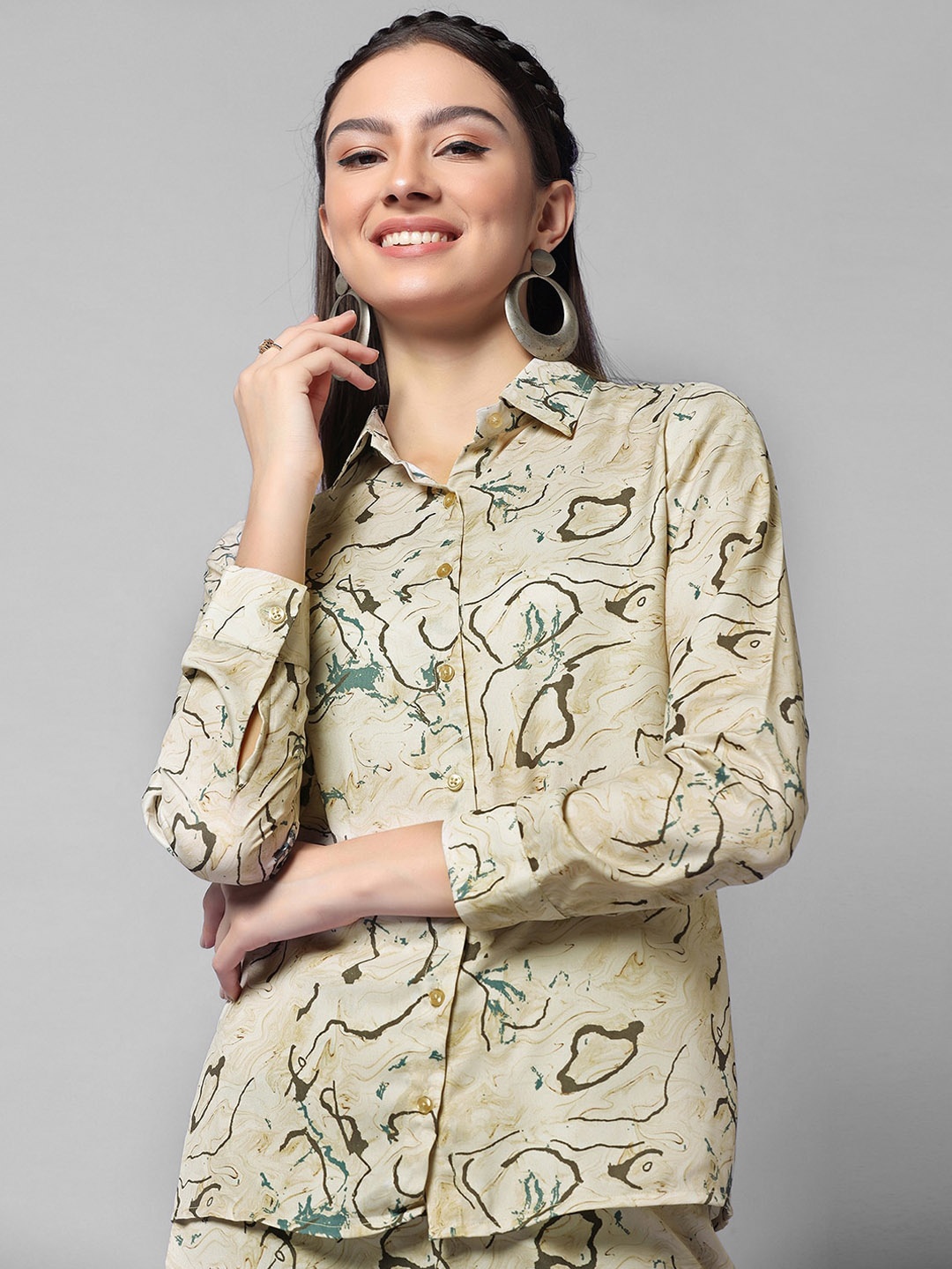 

Selvia Printed Shirt With Trousers Co-Ords, Beige