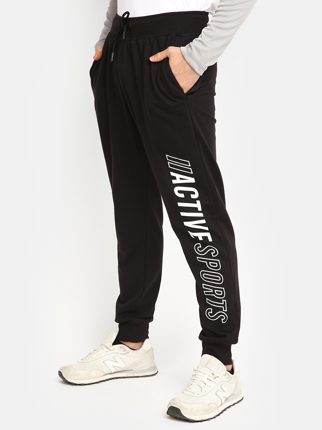 

V-Mart Men Typography Printed Mid-Raise Regular Fit Flat Front Cotton Joggers, Black