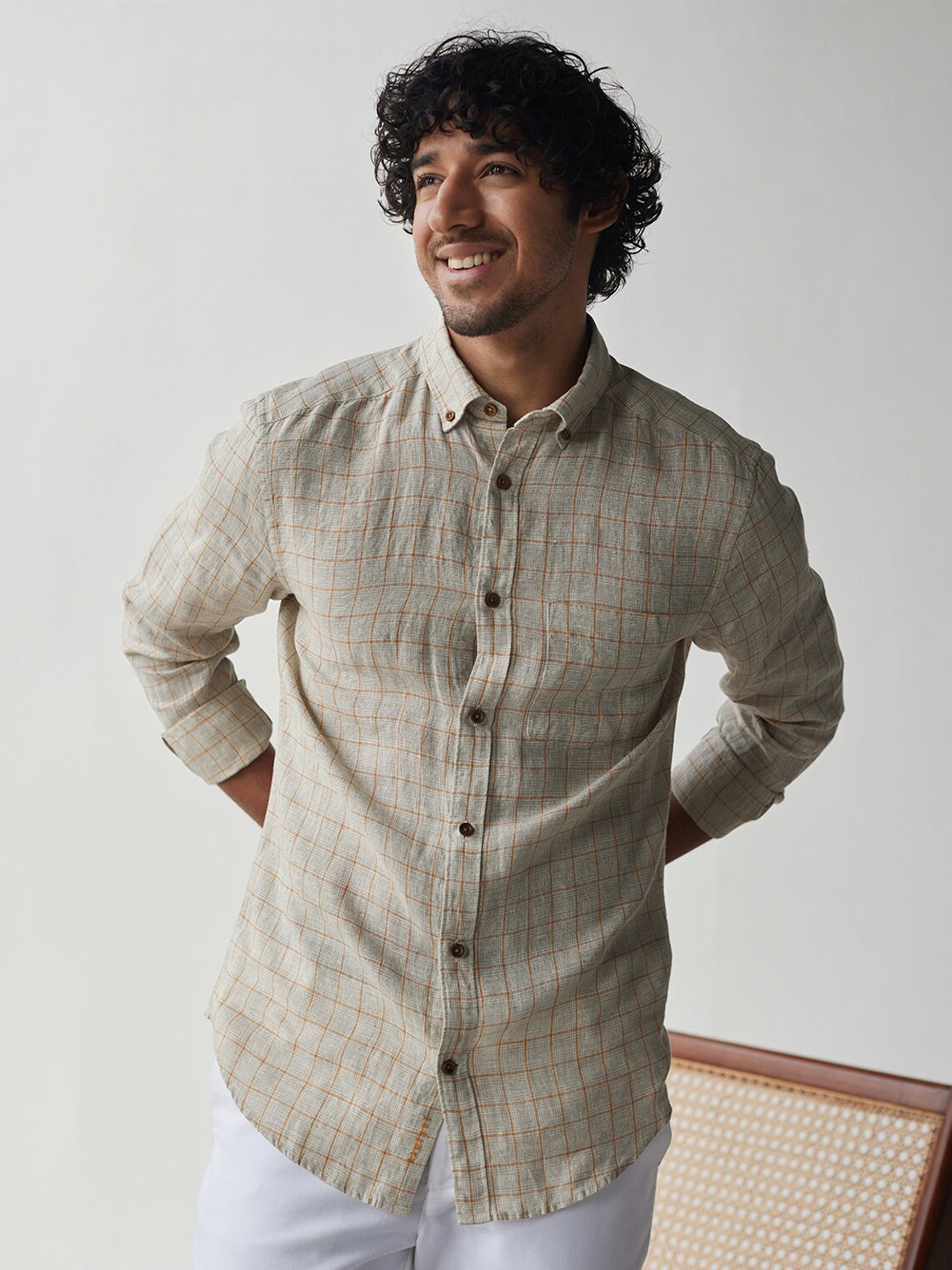 

Andamen Premium Checked Button-Down Collar Casual Linen Shirt, Green