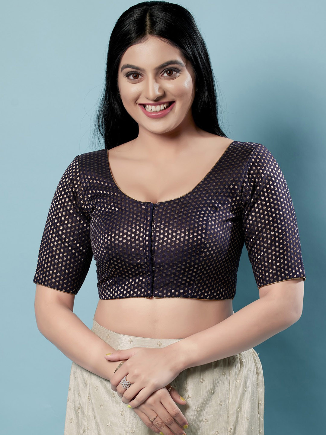 

SALWAR STUDIO Woven Design Round Neck Tie-Up Padded Saree Blouse, Black