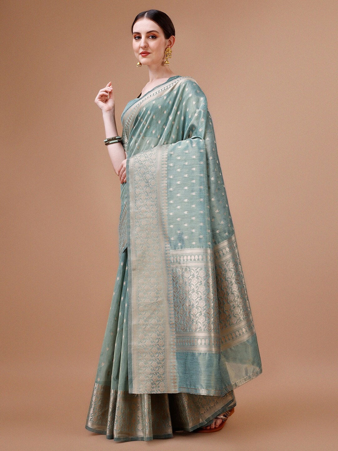 

MAGMINA Floral Zari Pure Silk Kanjeevaram Saree, Green