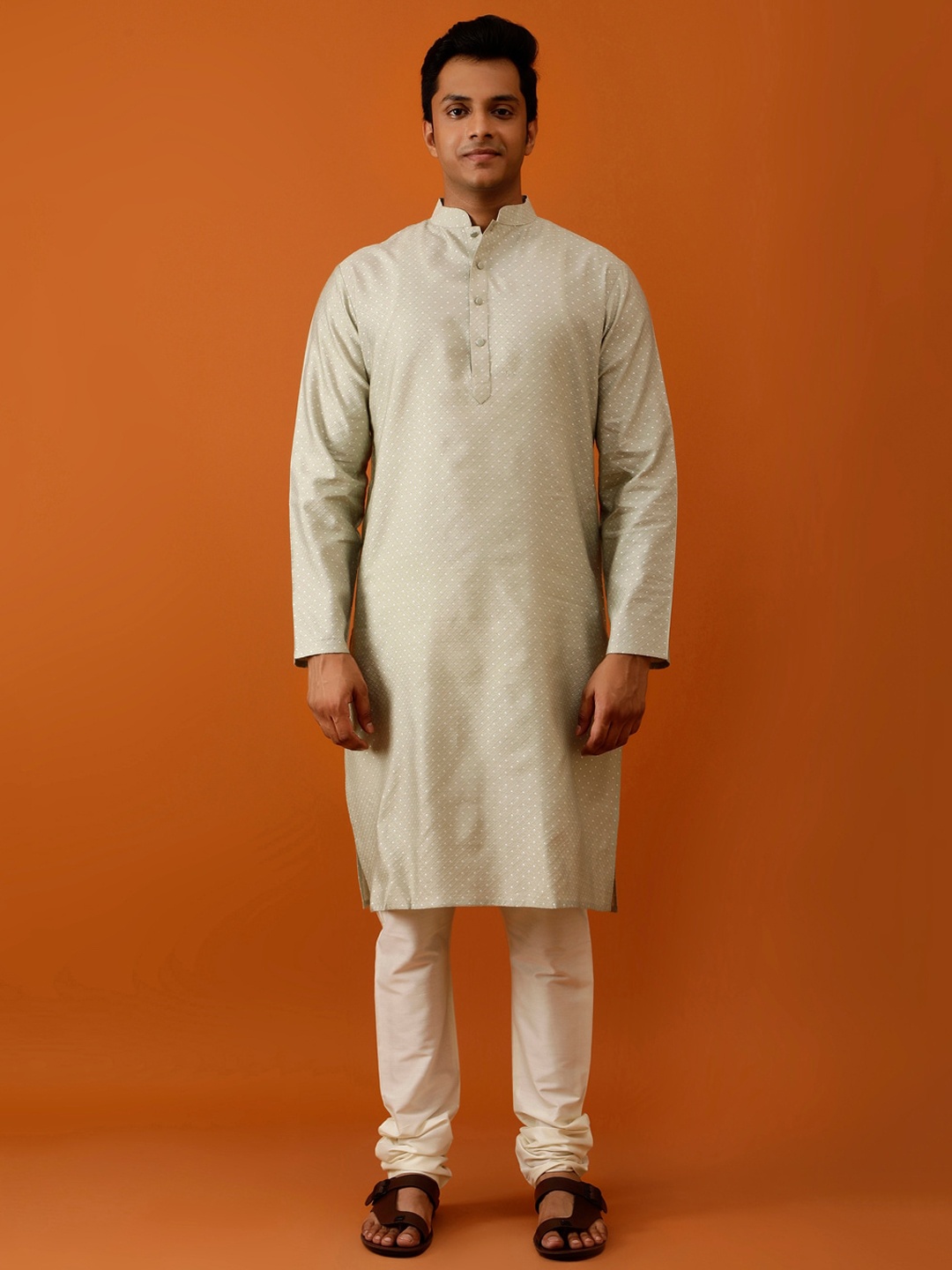 

Streaks & Crosses Ethnic Motifs Woven Design Regular Kurta with Churidar, Olive