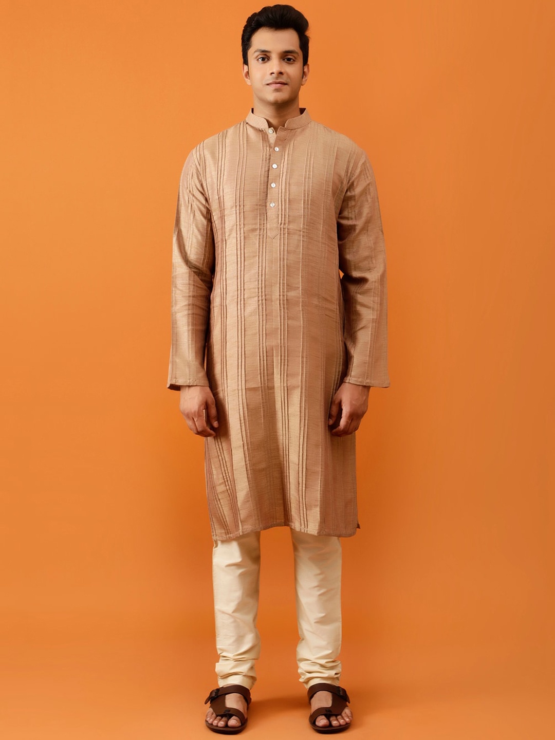 

Streaks & Crosses Striped Regular Kurta with Churidar, Bronze