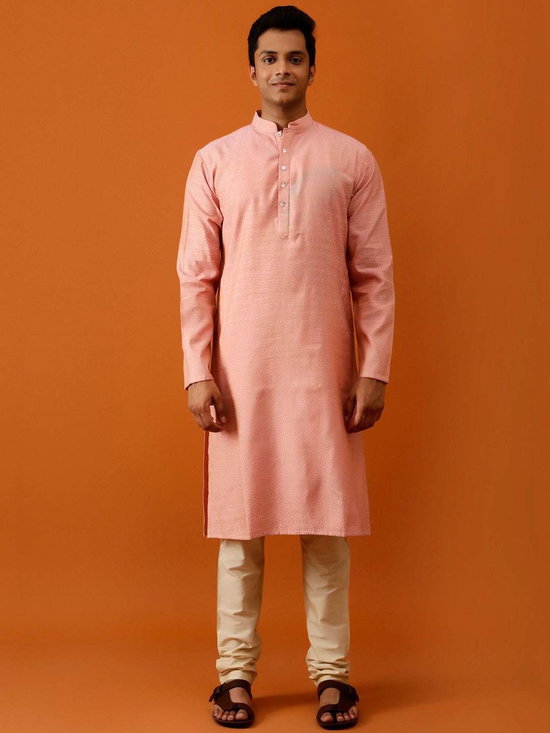 

Streaks & Crosses Ethnic Motifs Printed Regular Kurta with Churidar, Peach