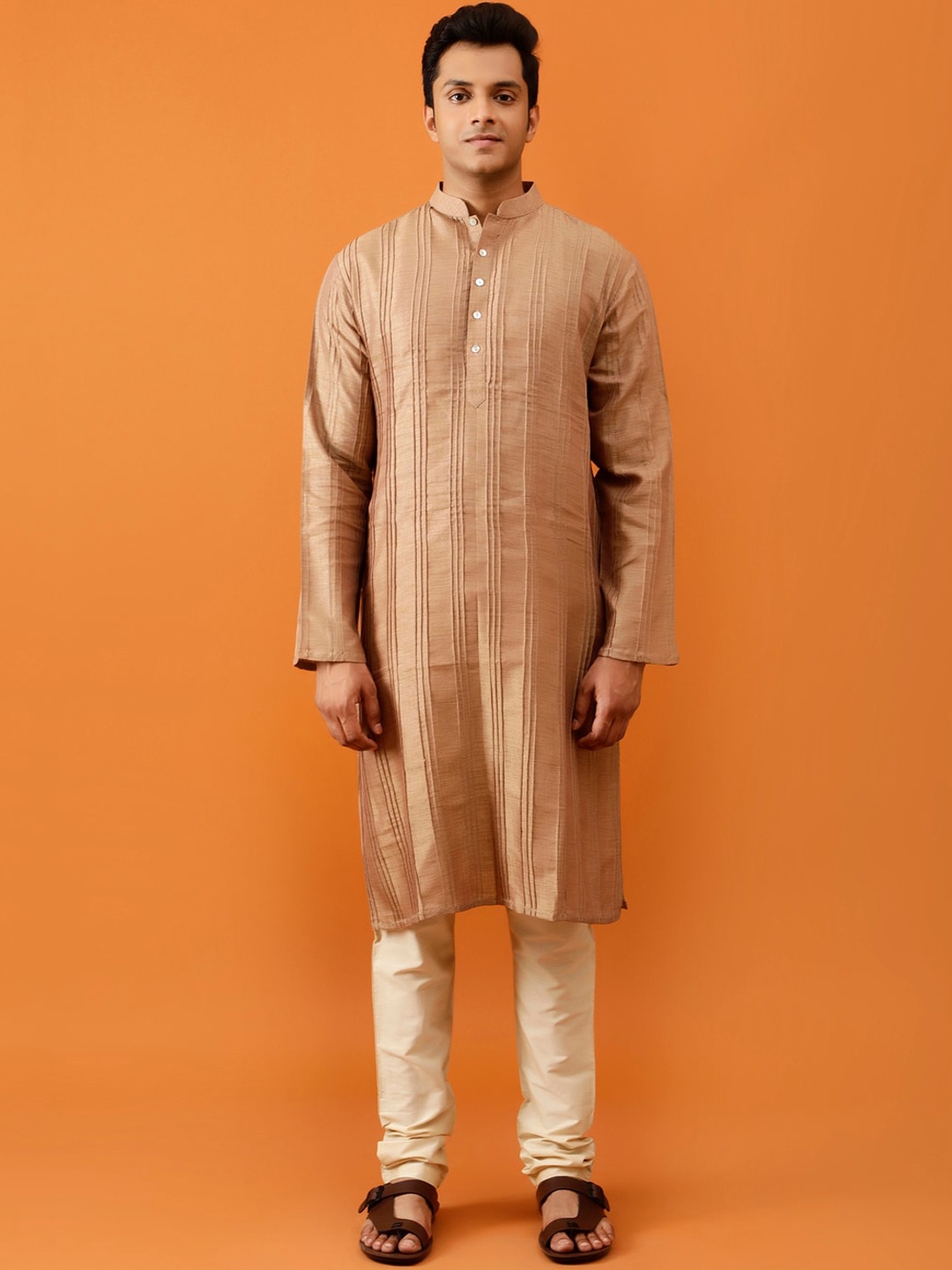 

Streaks & Crosses Pleated Mandarin Collar Straight Kurta With Churidar, Bronze