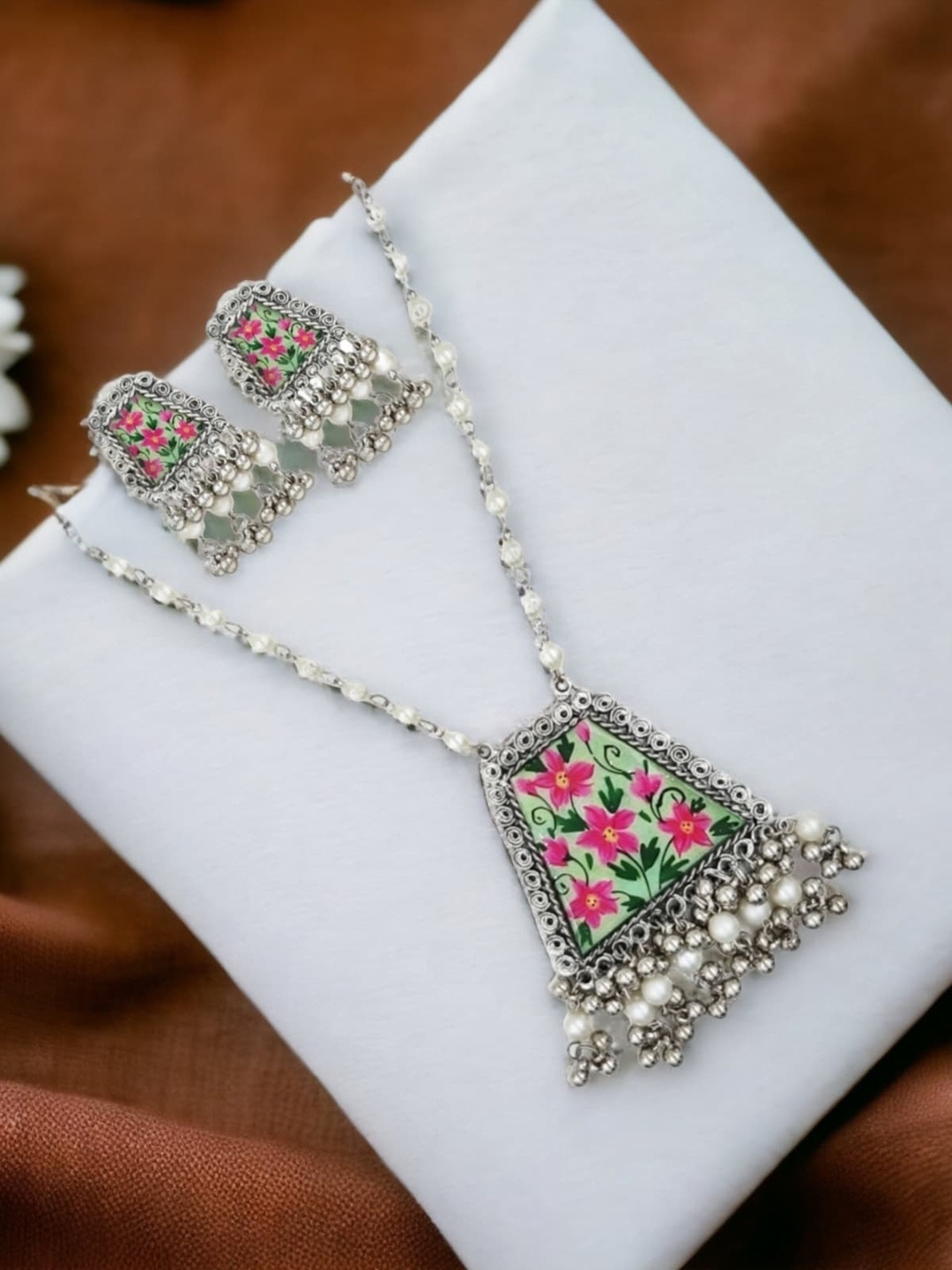 

Sangria Silver-Plated Pearl-Beaded Necklace & Earrings