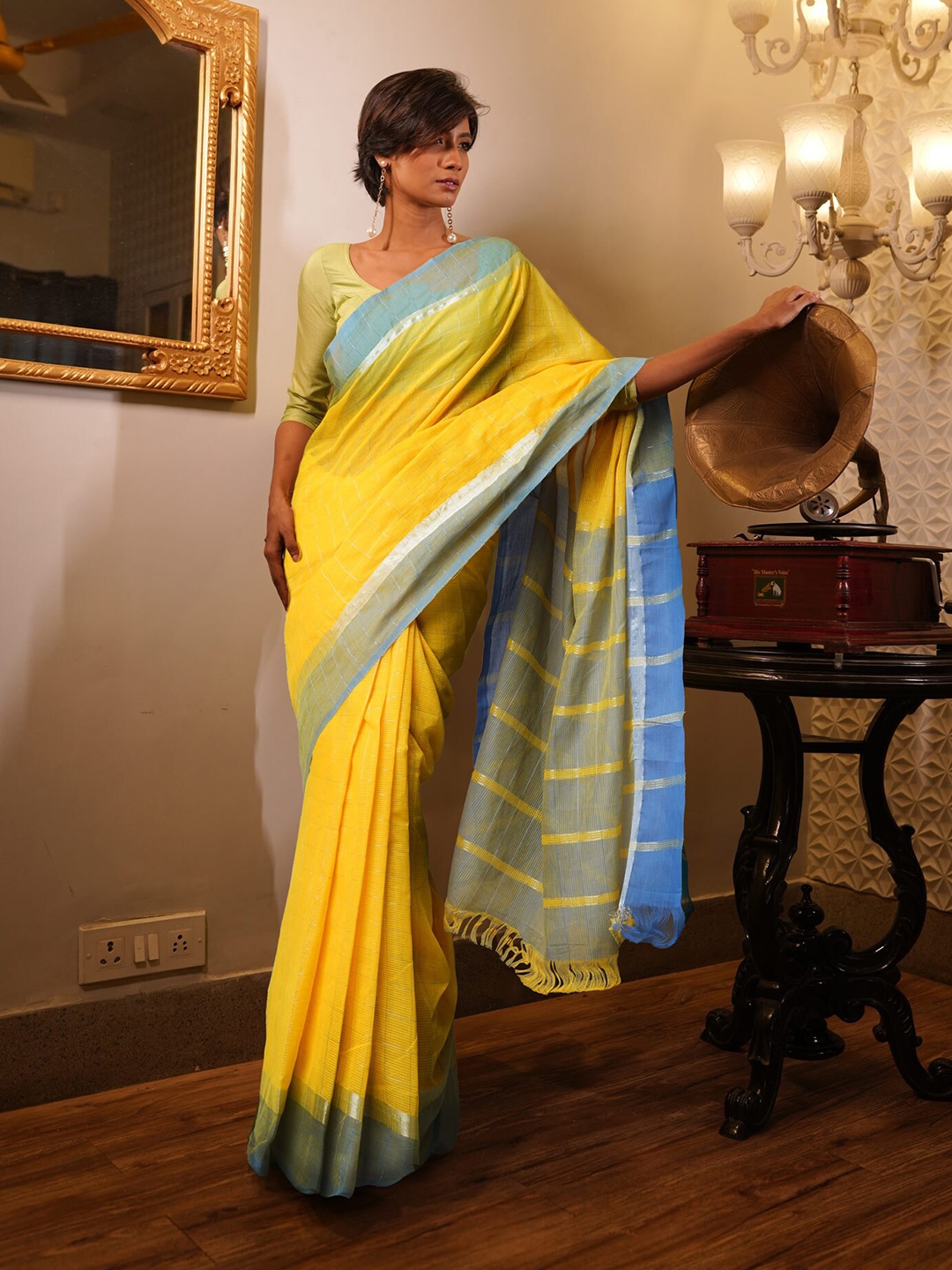 

Unnati Silks Checked Pure Cotton Mangalagiri Saree, Yellow