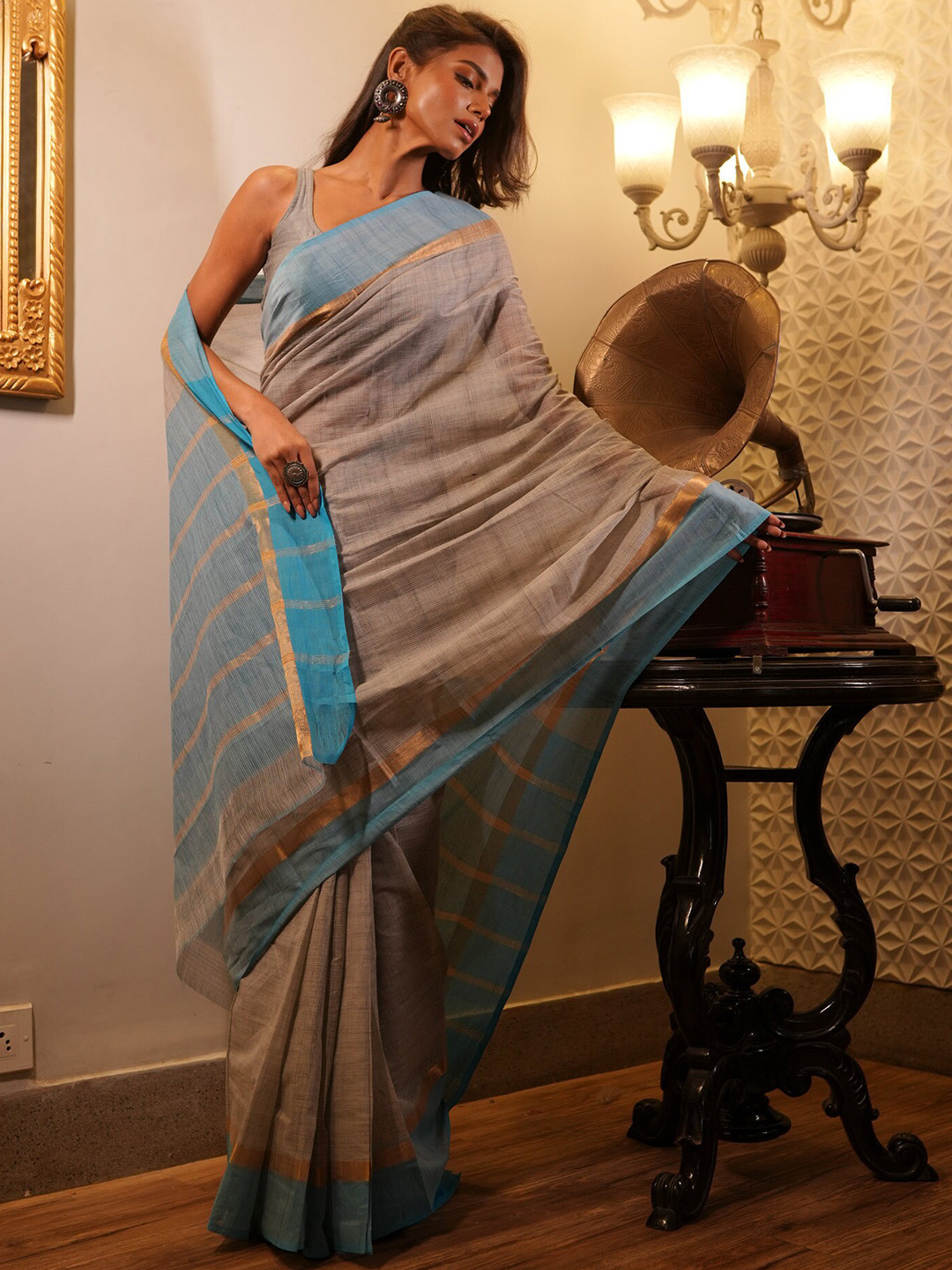 

Unnati Silks Pure Cotton Zari Mangalagiri Saree, Grey