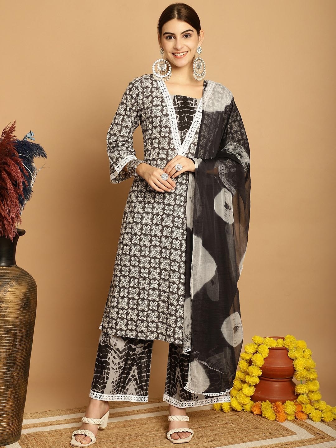 

KALINI Ethnic Motifs Printed Pure Cotton Kurta with Palazzos & Dupatta, Black