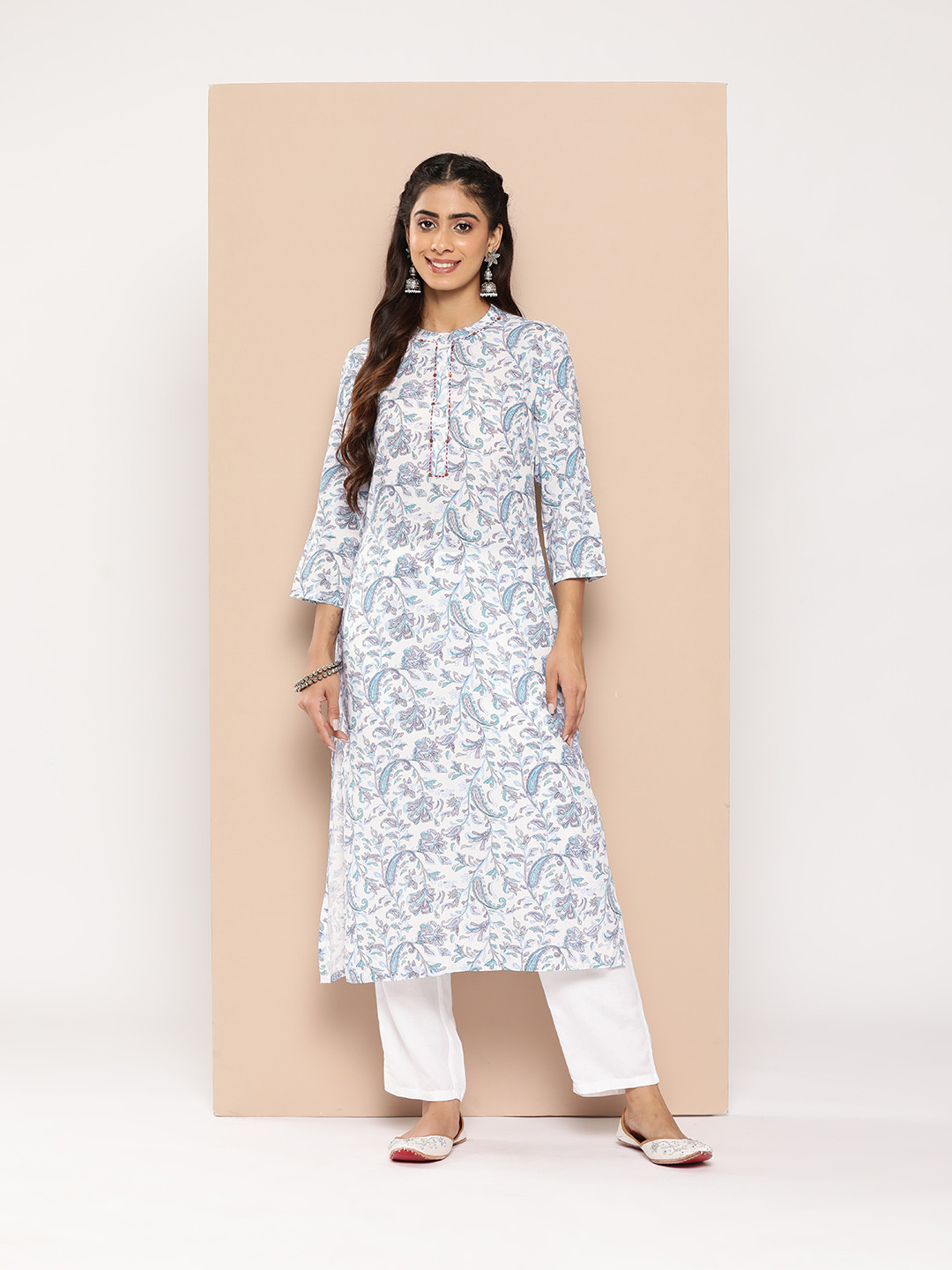 

HERE&NOW Women Floral Printed Kantha Work Kurta, White